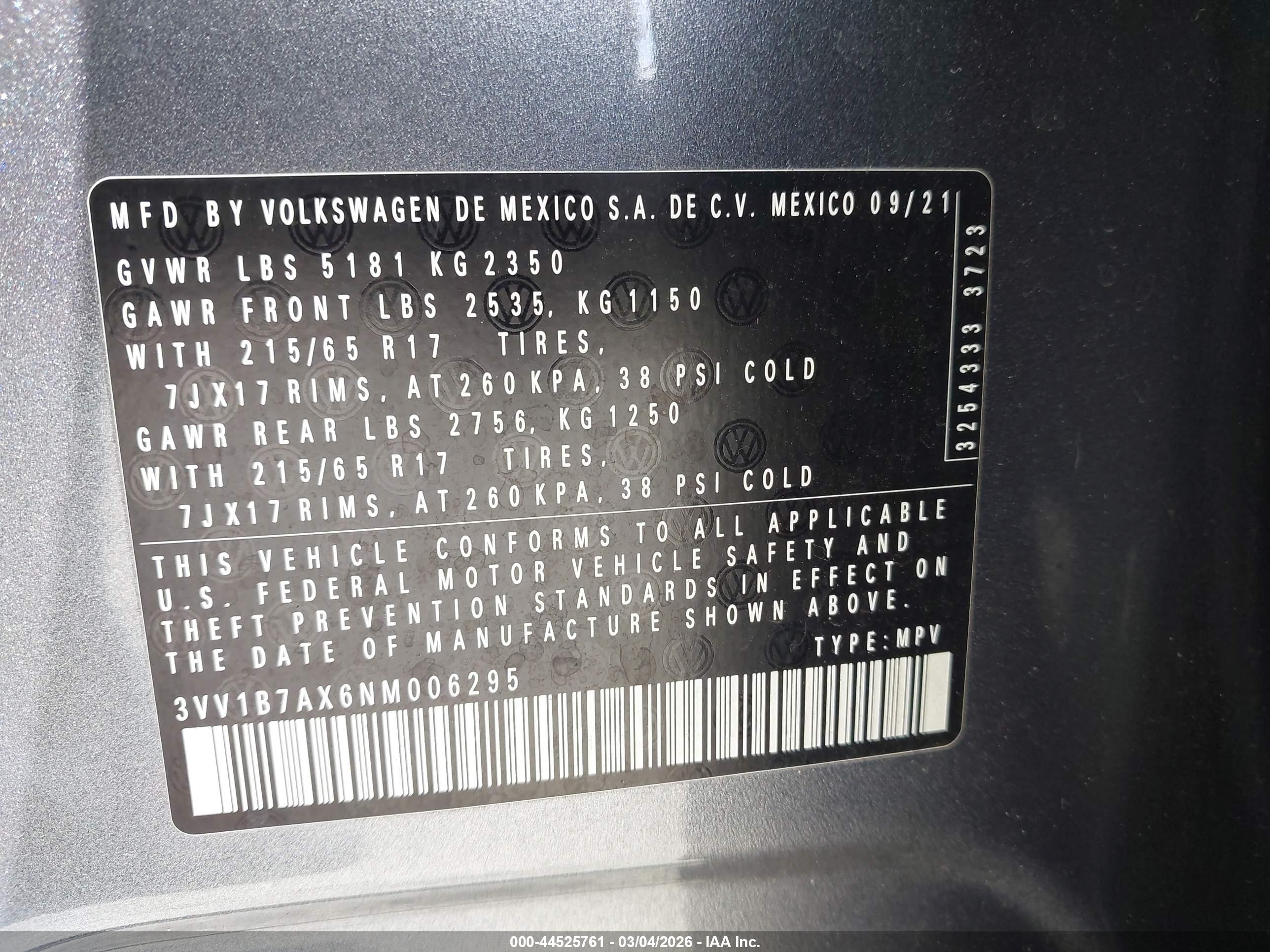 VOLKSWAGEN TIGUAN image 9