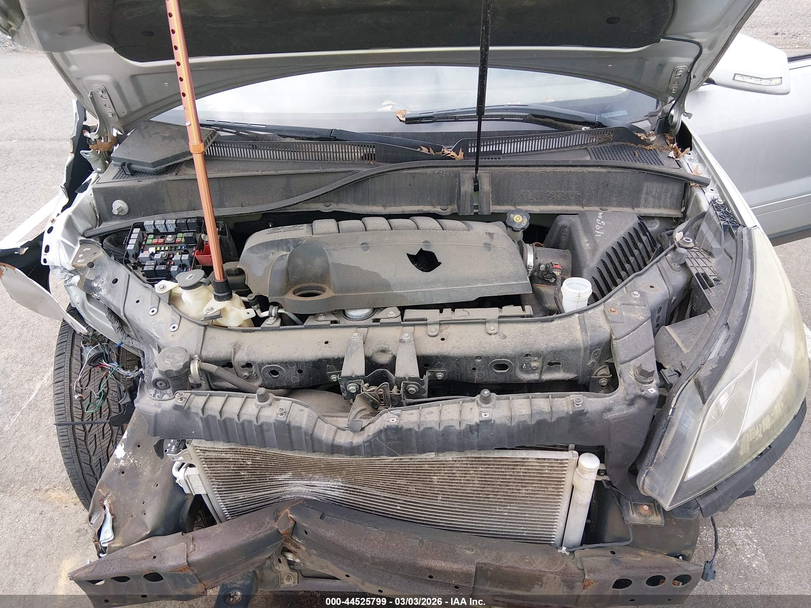 CHEVROLET TRAVERSE image 10