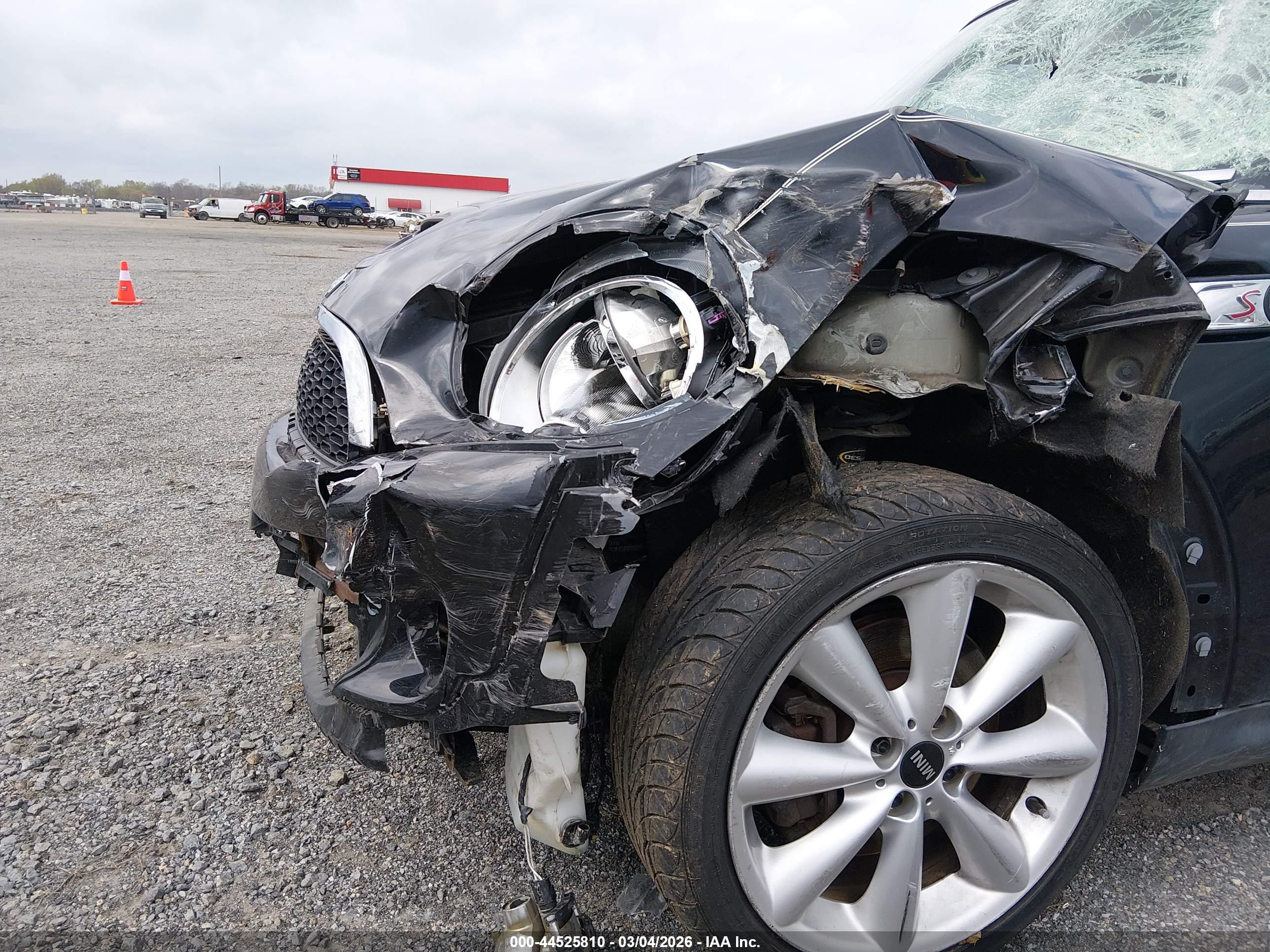 MINI COOPER image 6