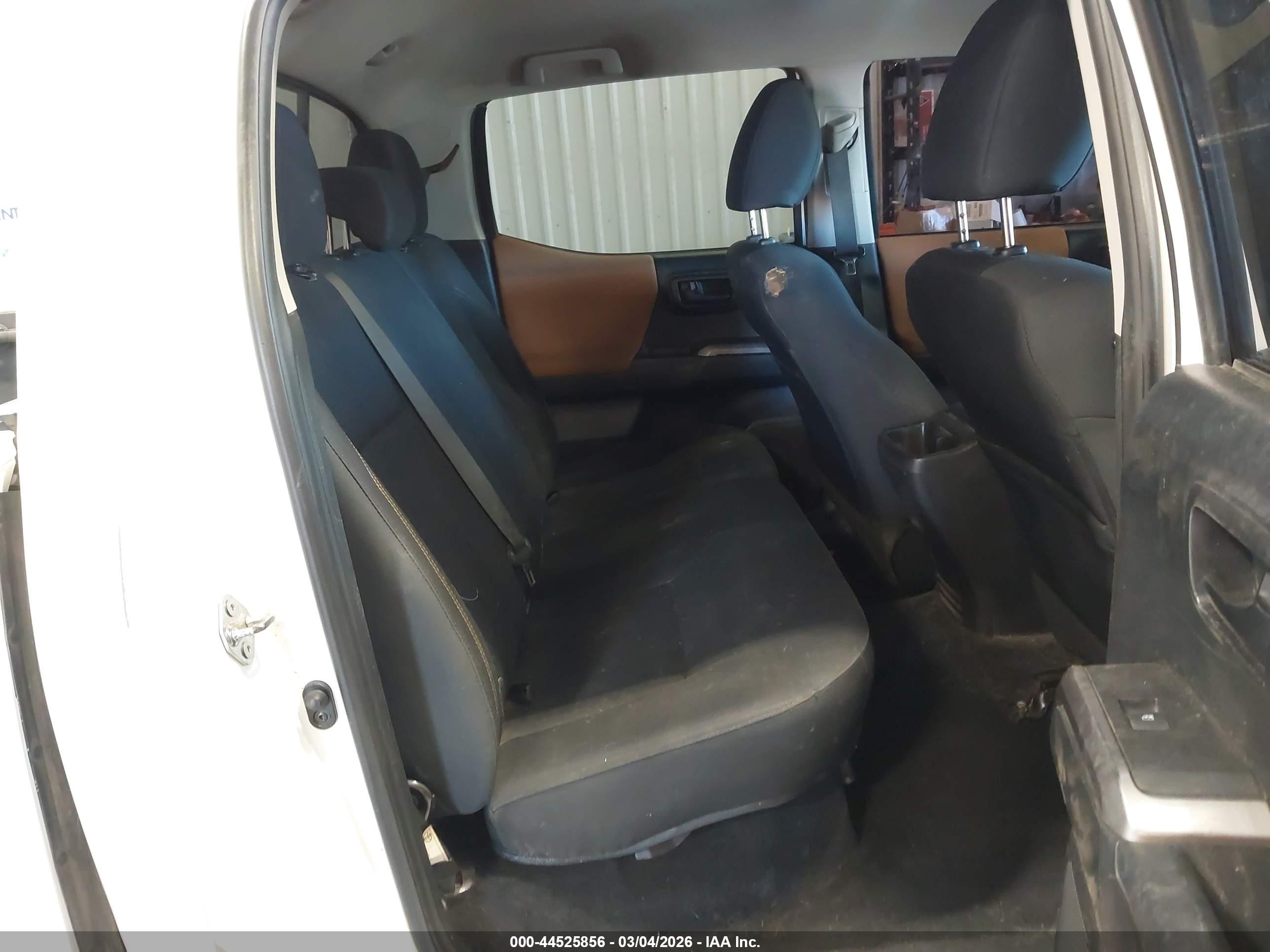 TOYOTA TACOMA image 8
