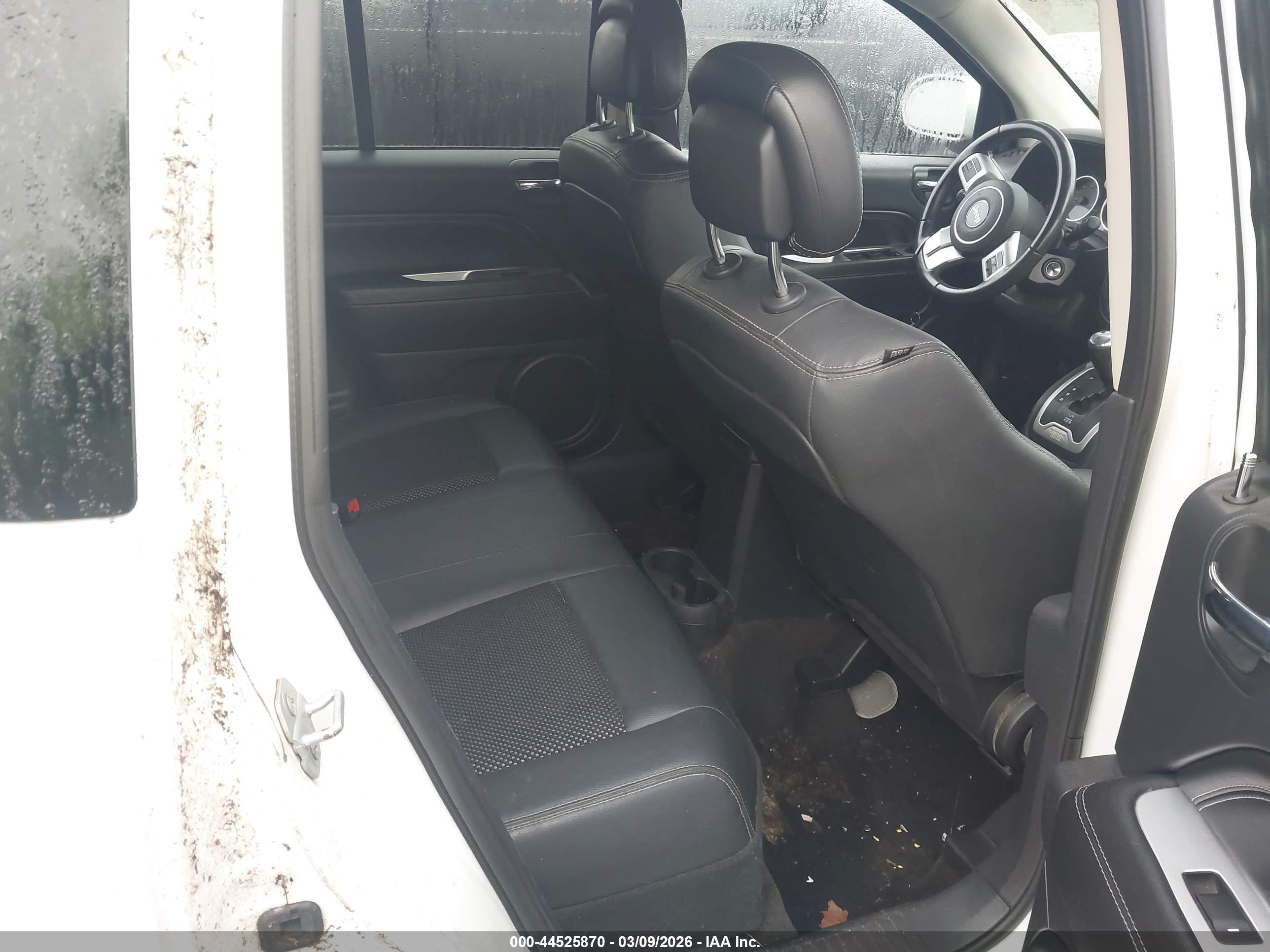 JEEP COMPASS image 8