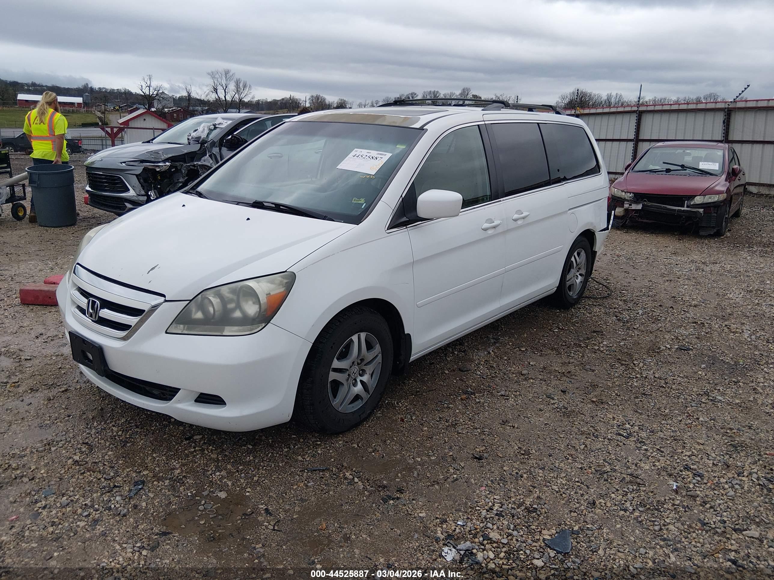 HONDA ODYSSEY image 2