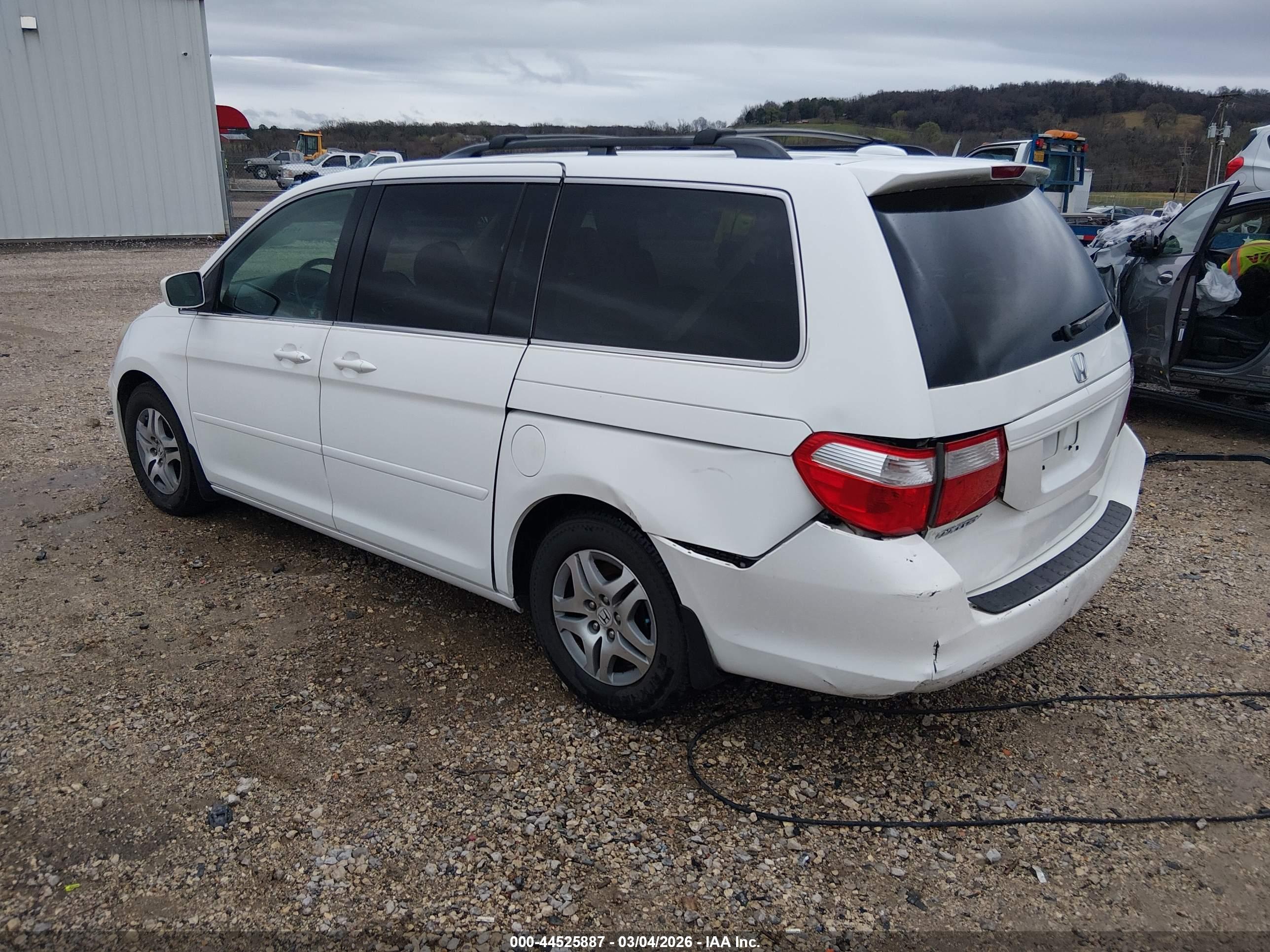 HONDA ODYSSEY image 3