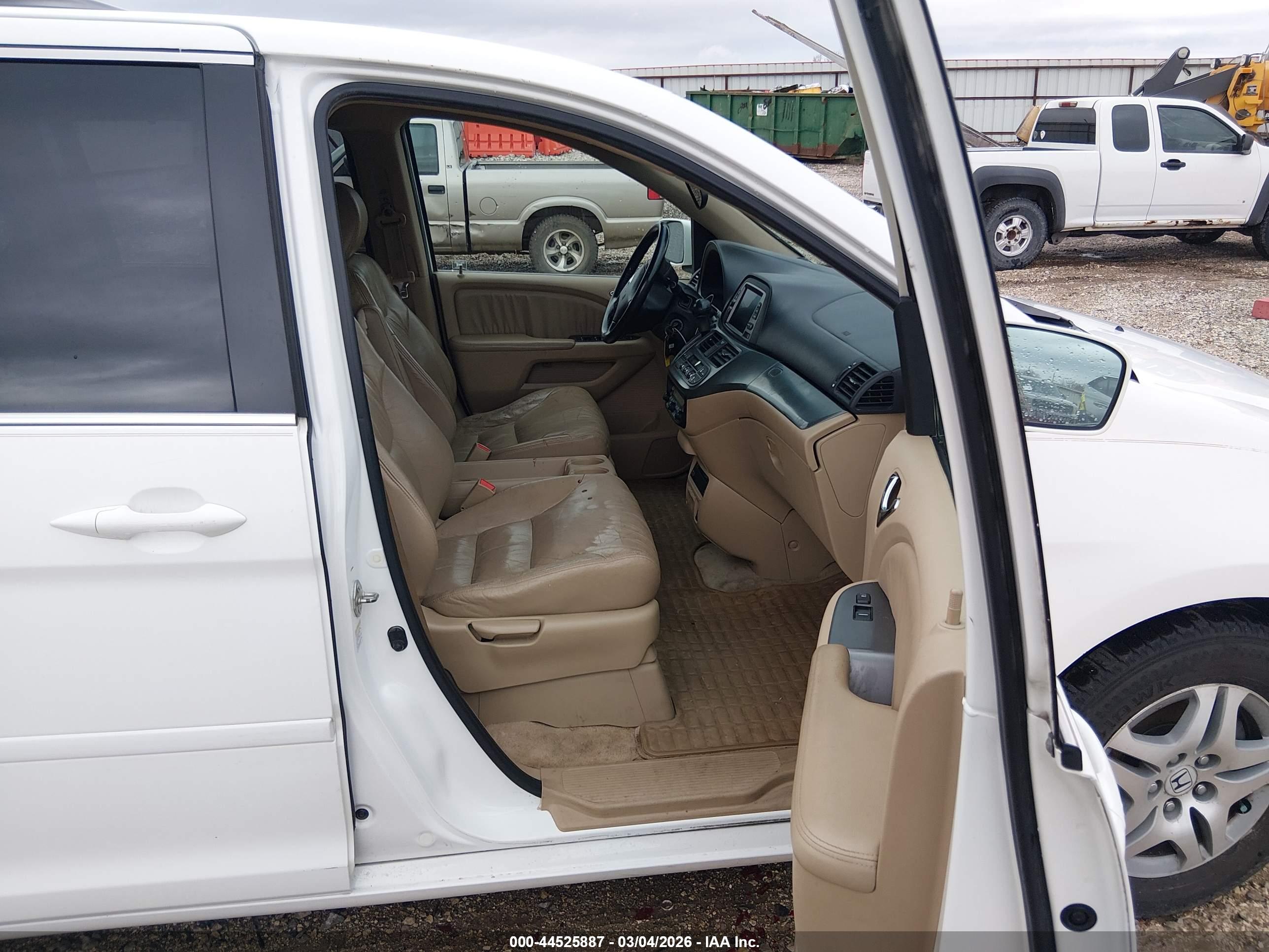 HONDA ODYSSEY image 5