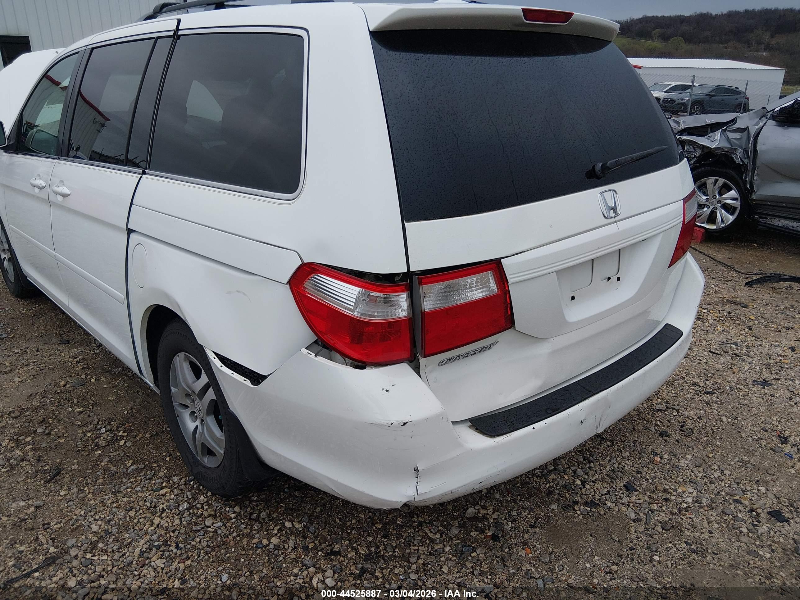 HONDA ODYSSEY image 6