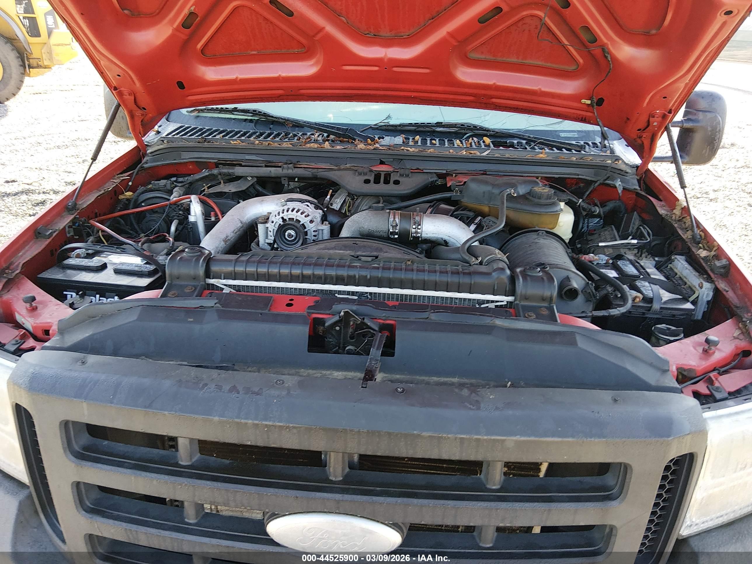 FORD F-550 image 10