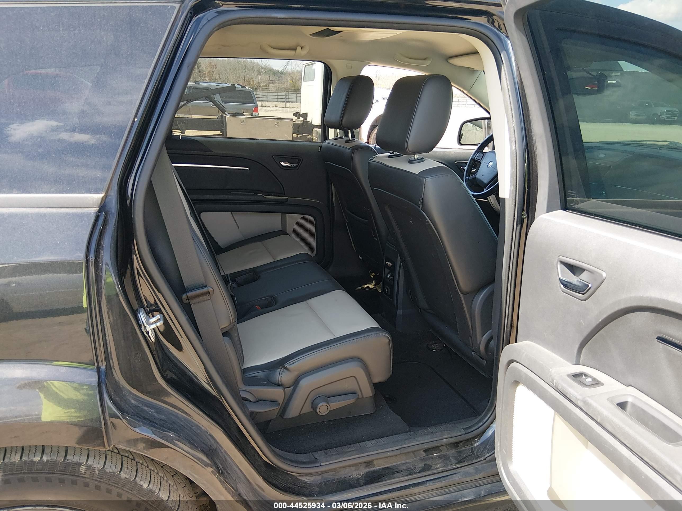 DODGE JOURNEY image 8