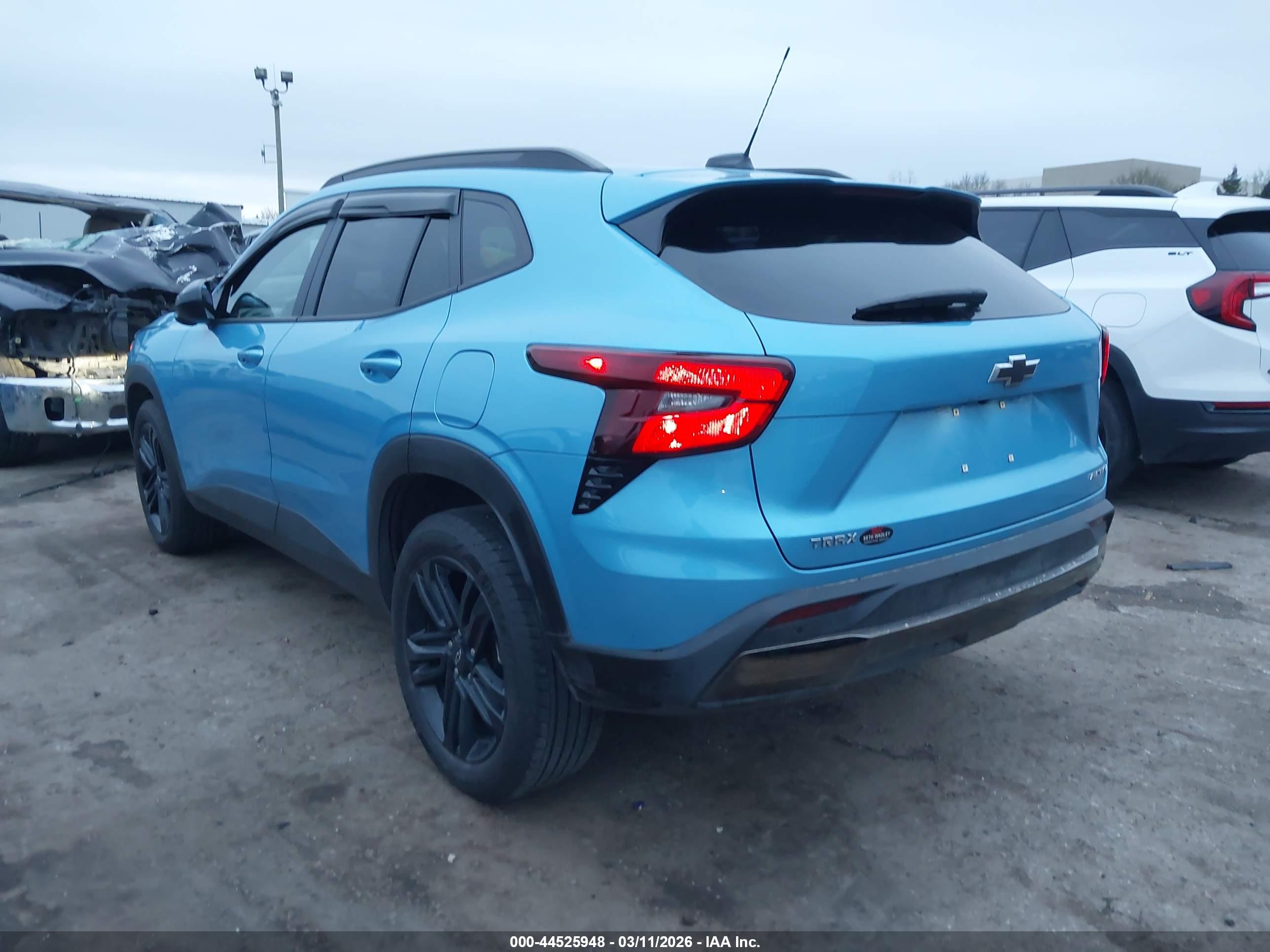CHEVROLET TRAX image 3