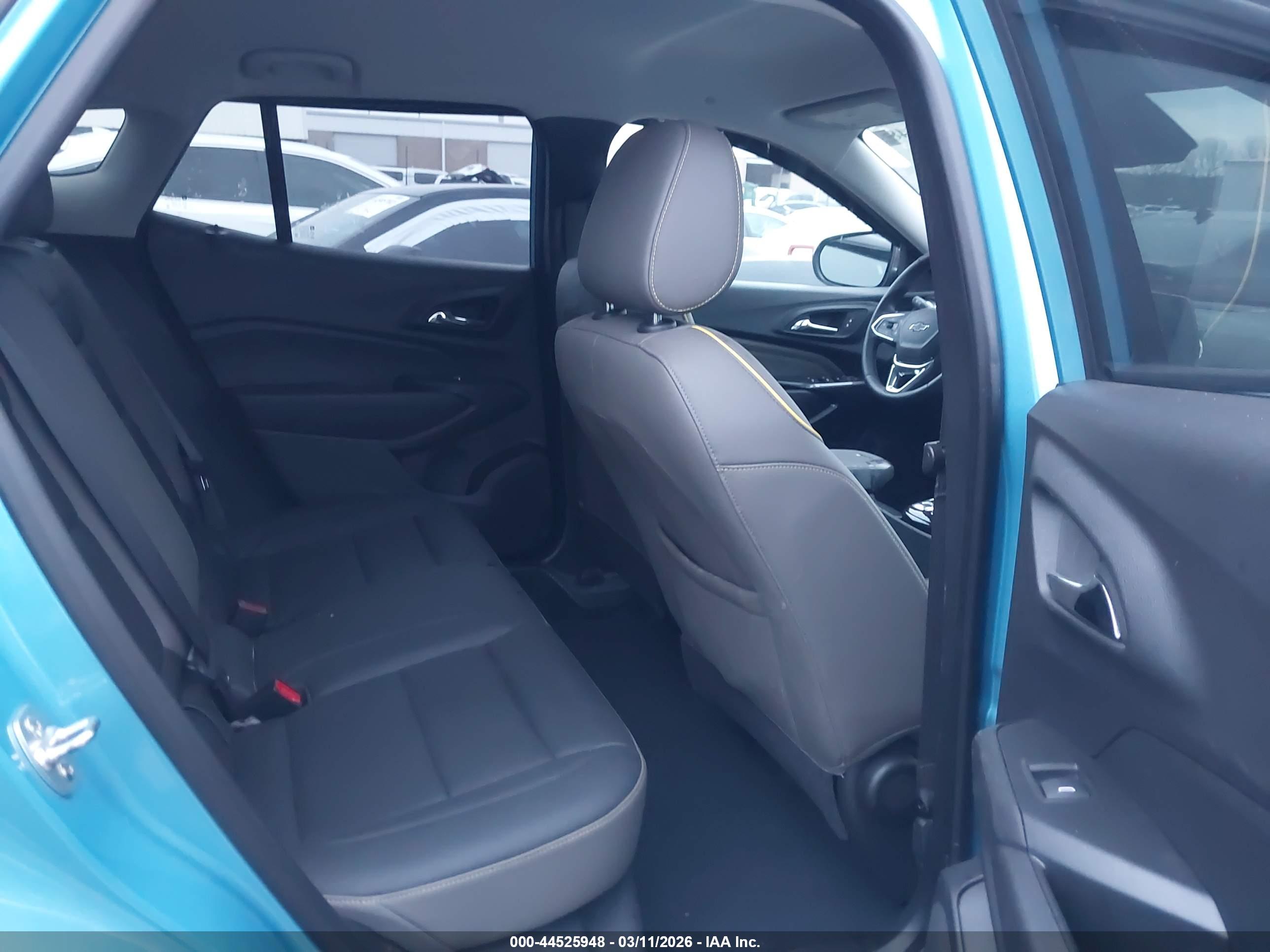 CHEVROLET TRAX image 8