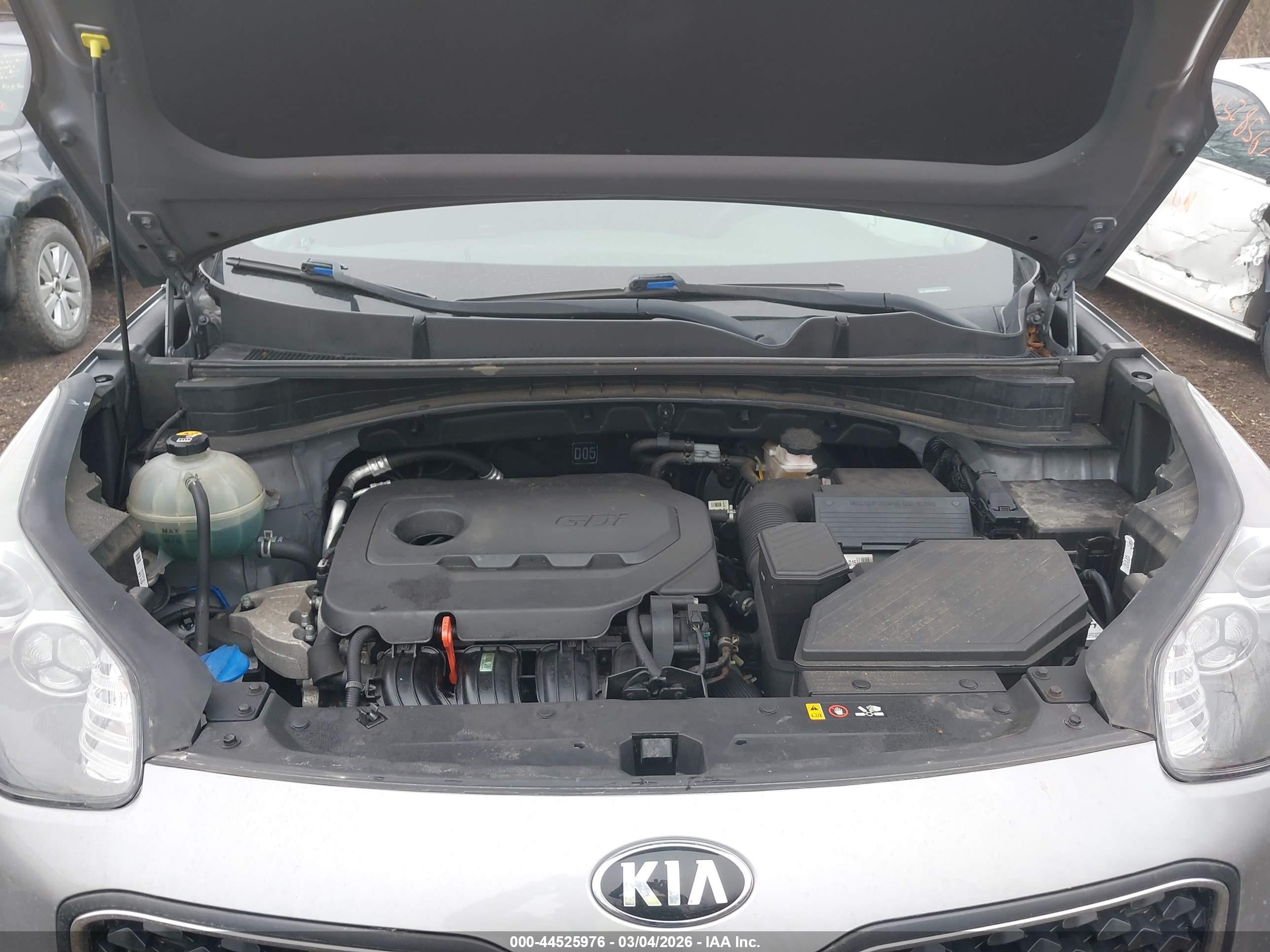 KIA SPORTAGE image 10