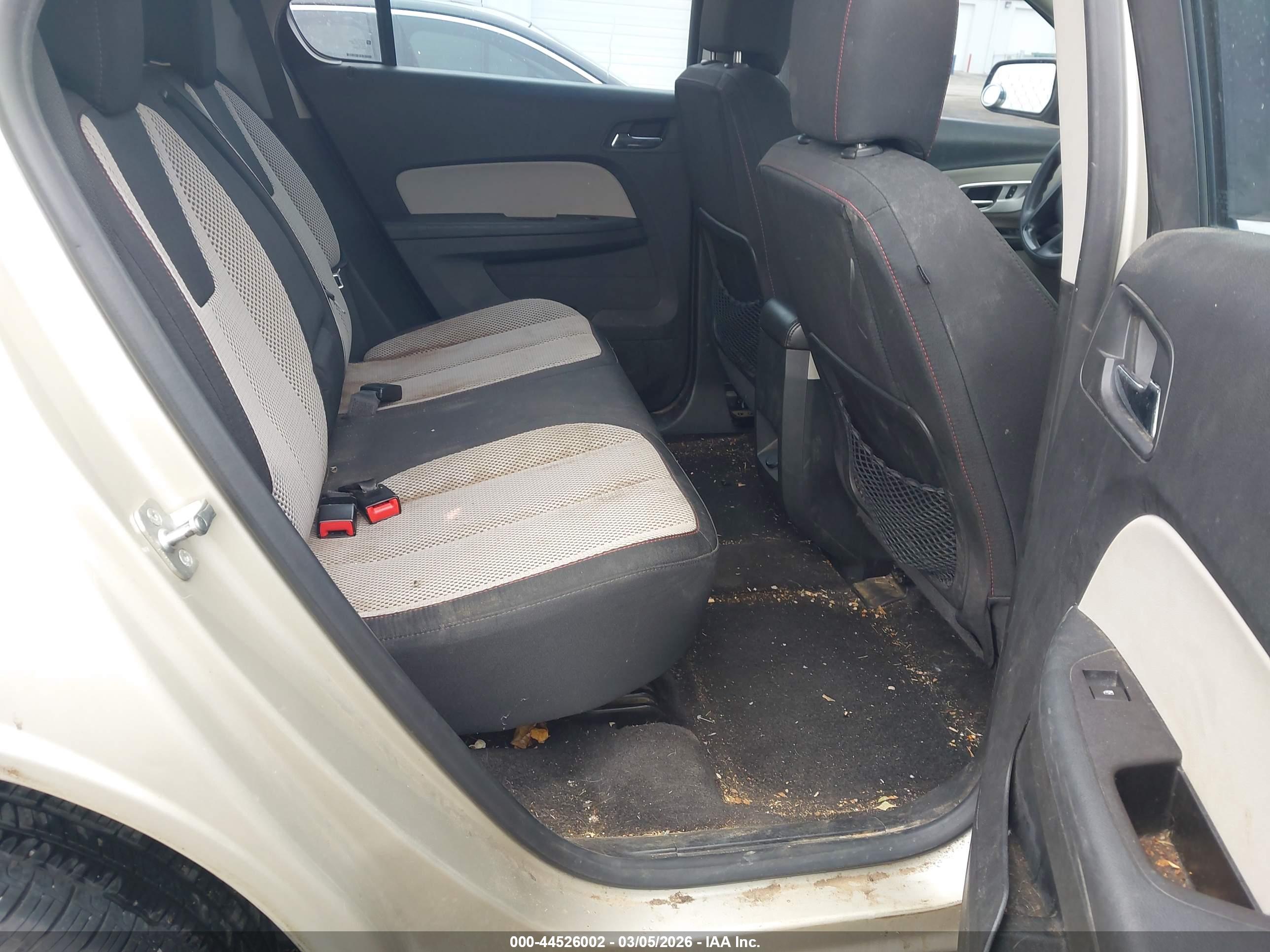 CHEVROLET EQUINOX image 8