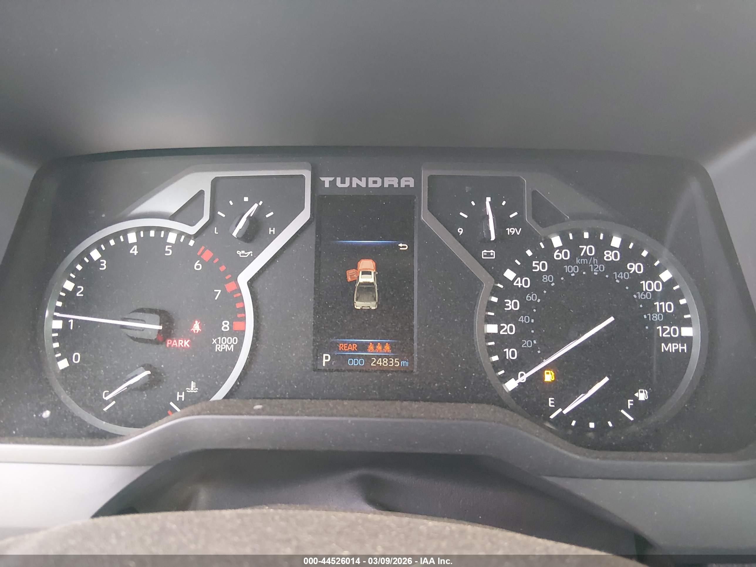TOYOTA TUNDRA image 7