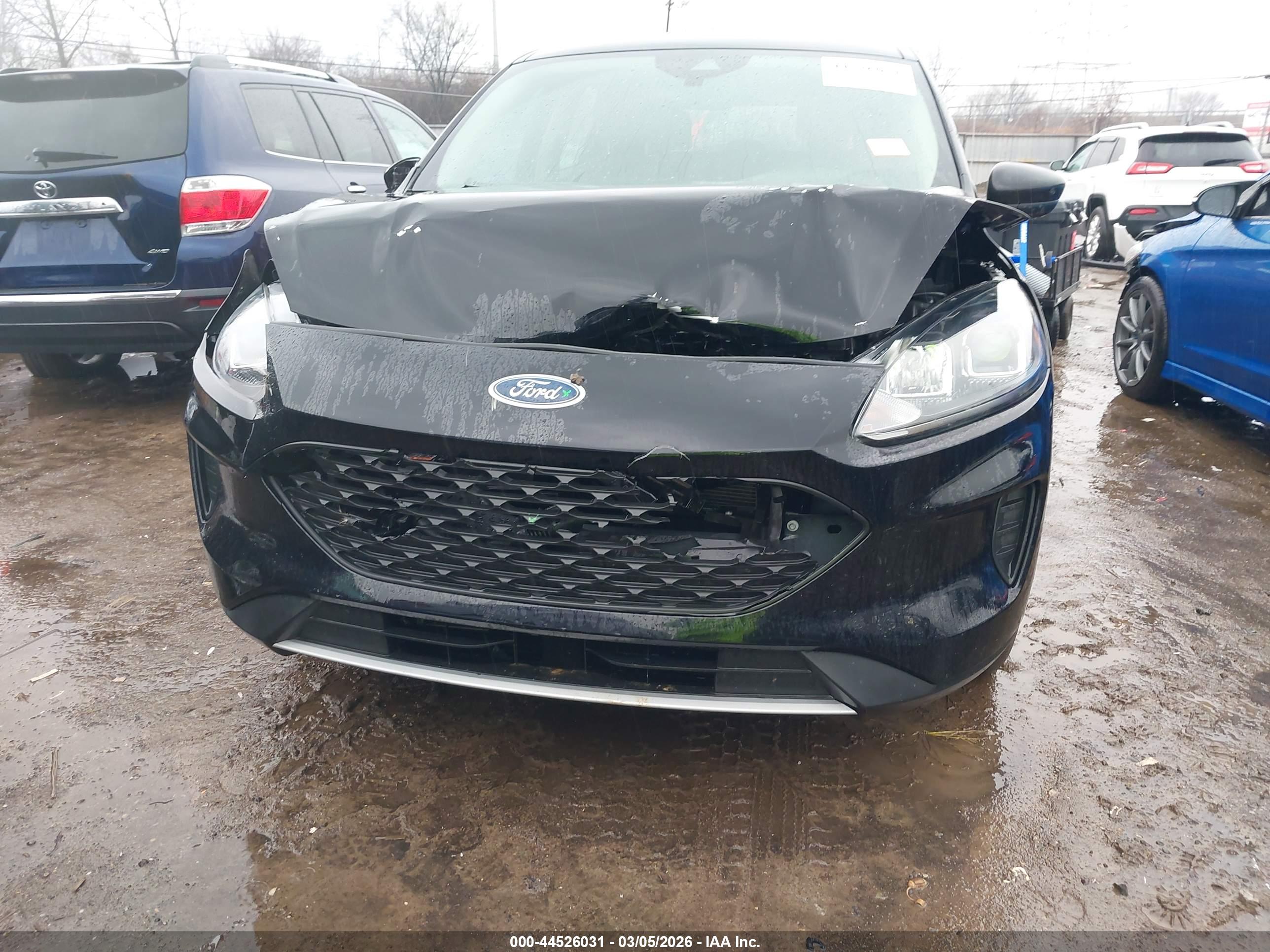 FORD ESCAPE image 6