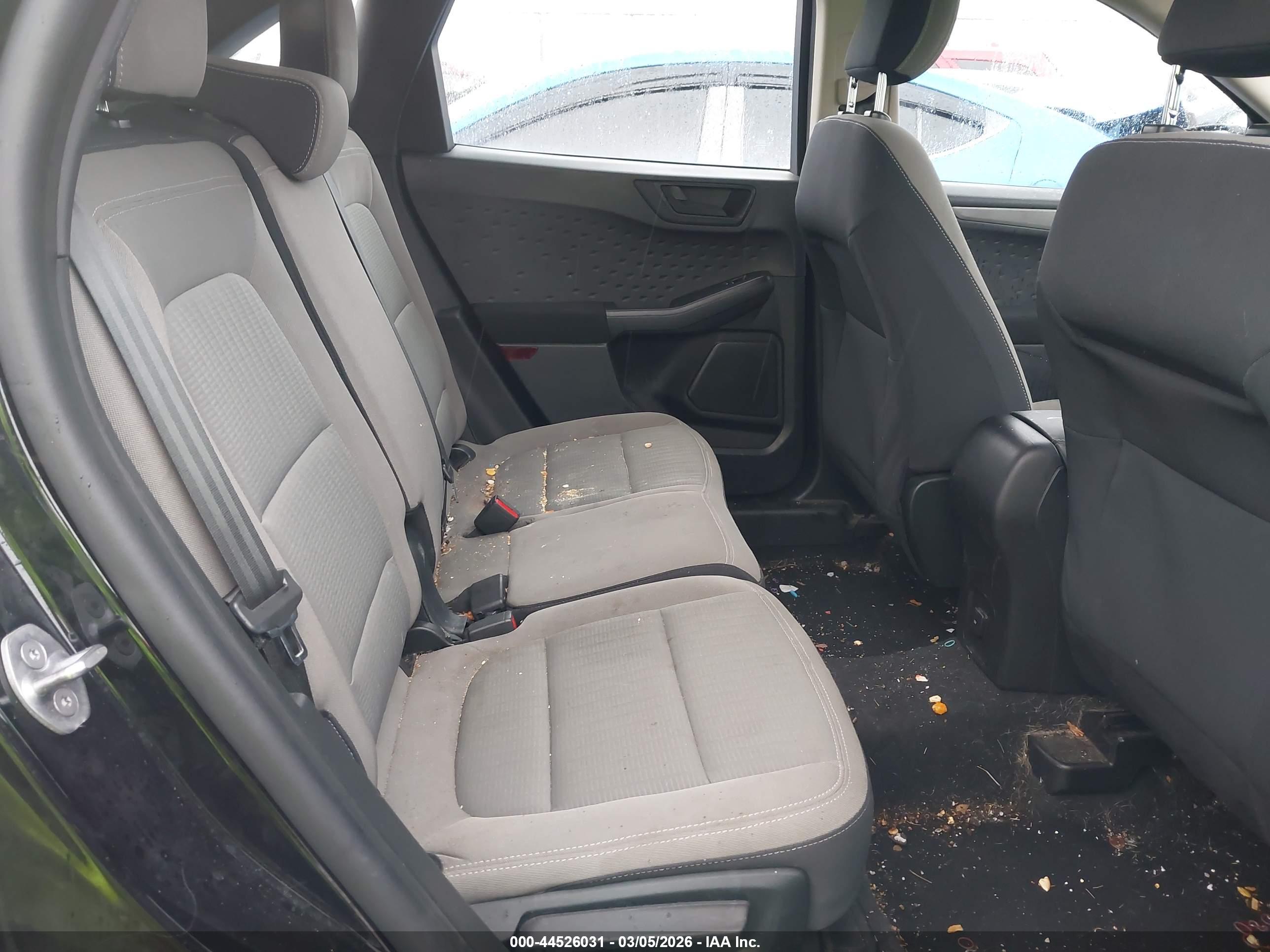 FORD ESCAPE image 8
