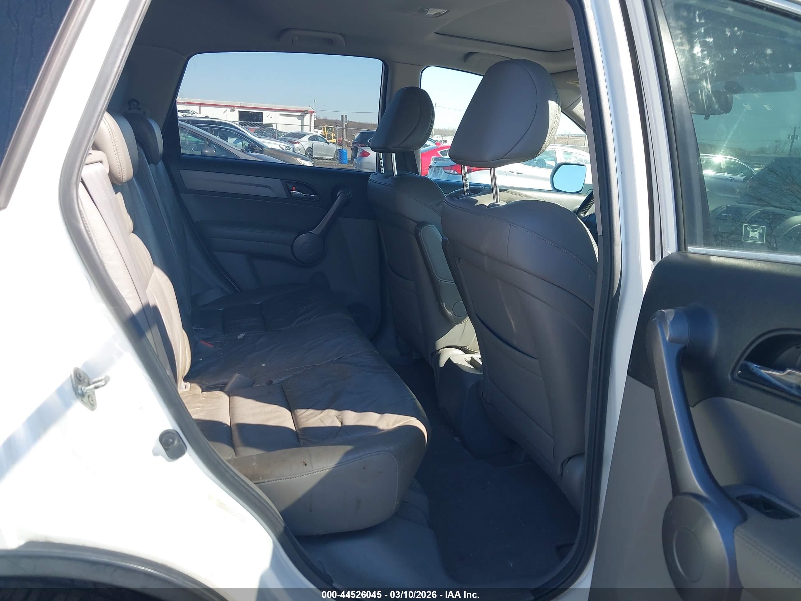HONDA CR-V image 8