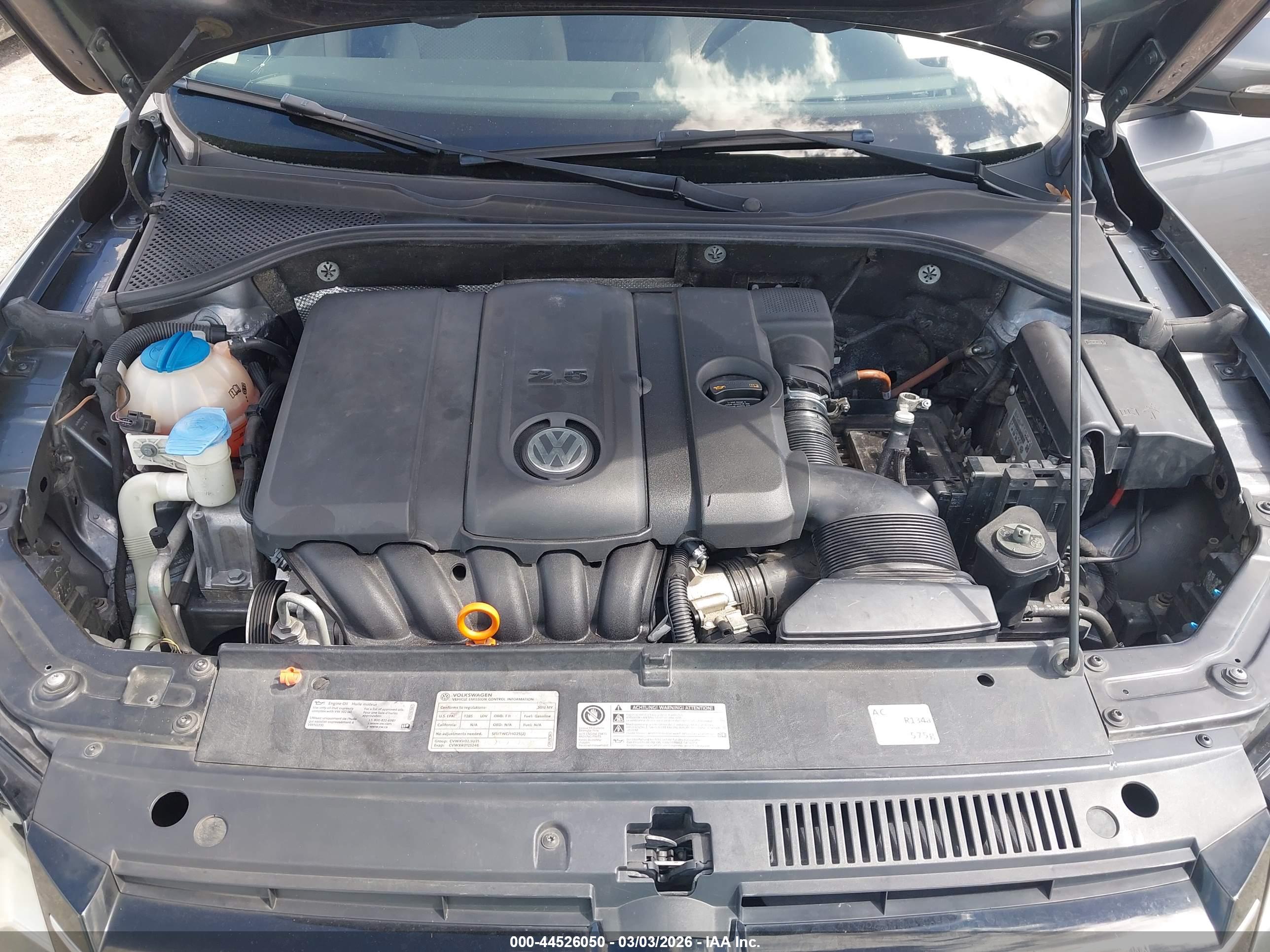 VOLKSWAGEN PASSAT image 10