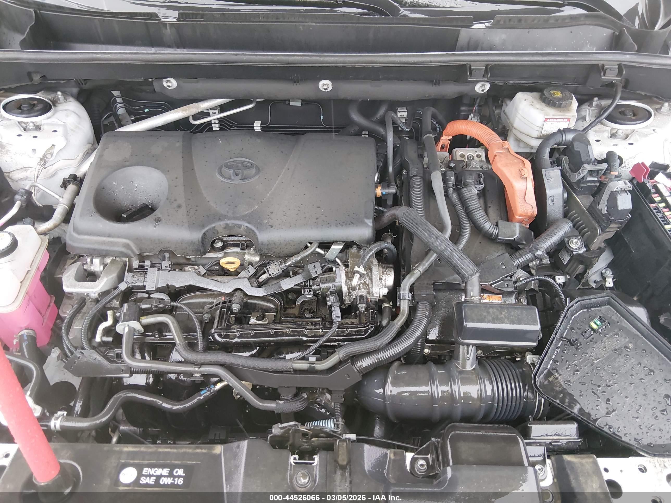TOYOTA RAV4 image 10