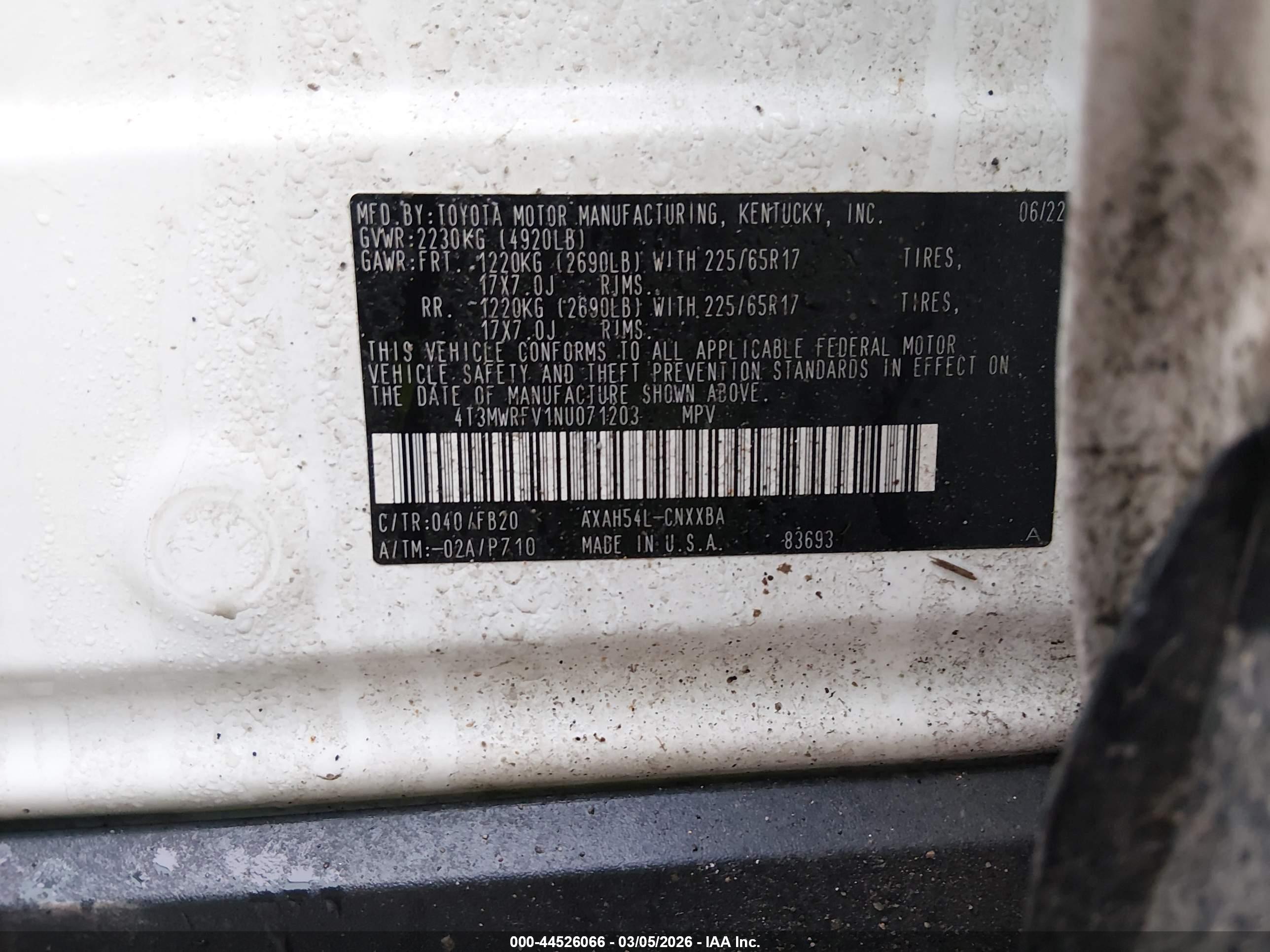 TOYOTA RAV4 image 9