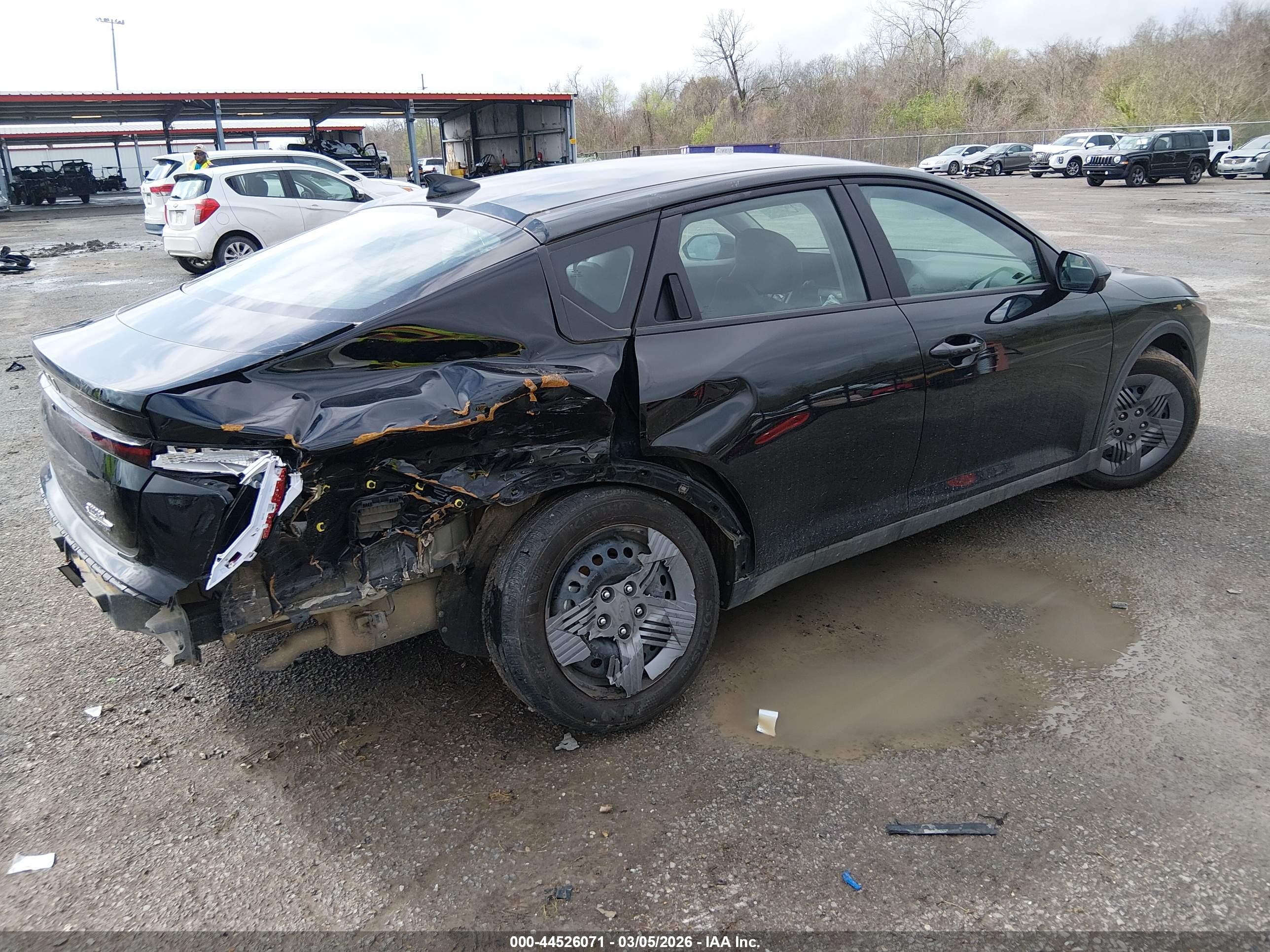 KIA K4 image 4
