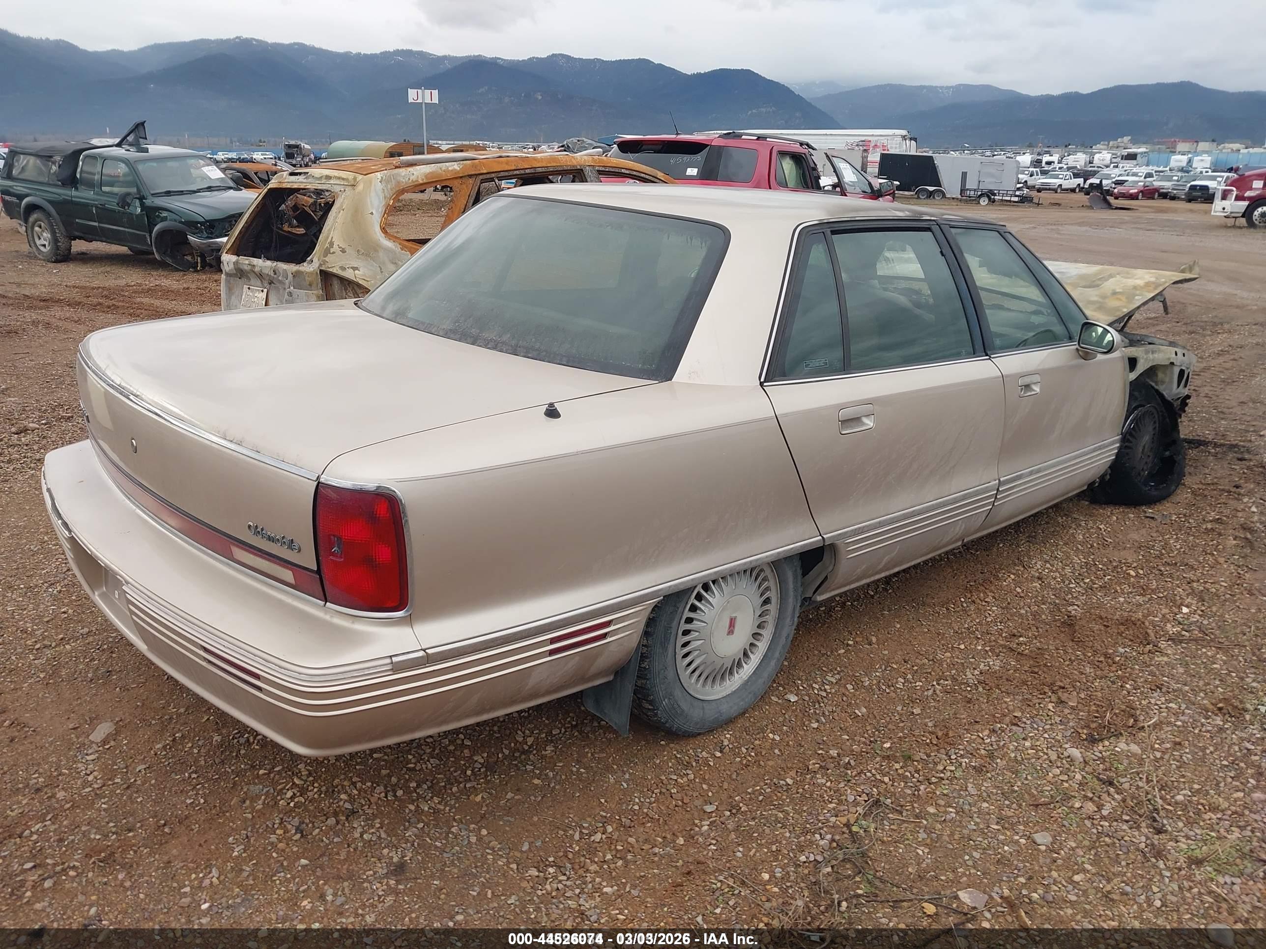OLDSMOBILE 98 image 4