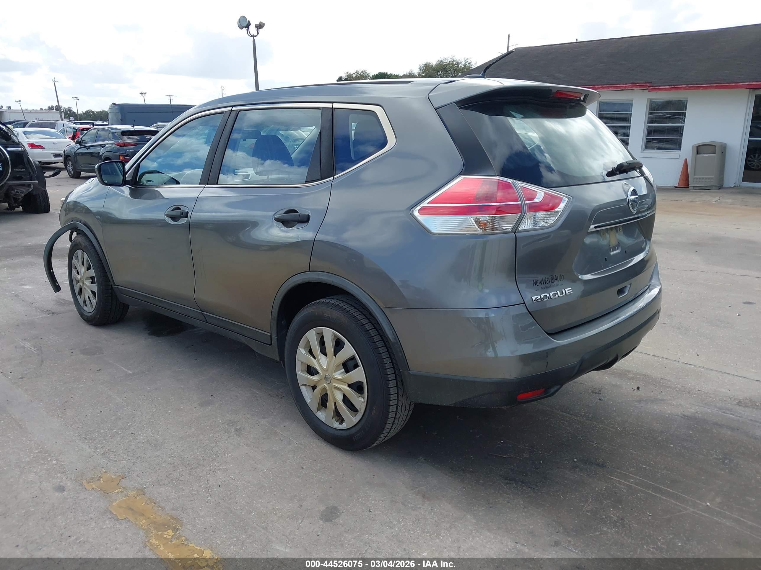 NISSAN ROGUE image 3