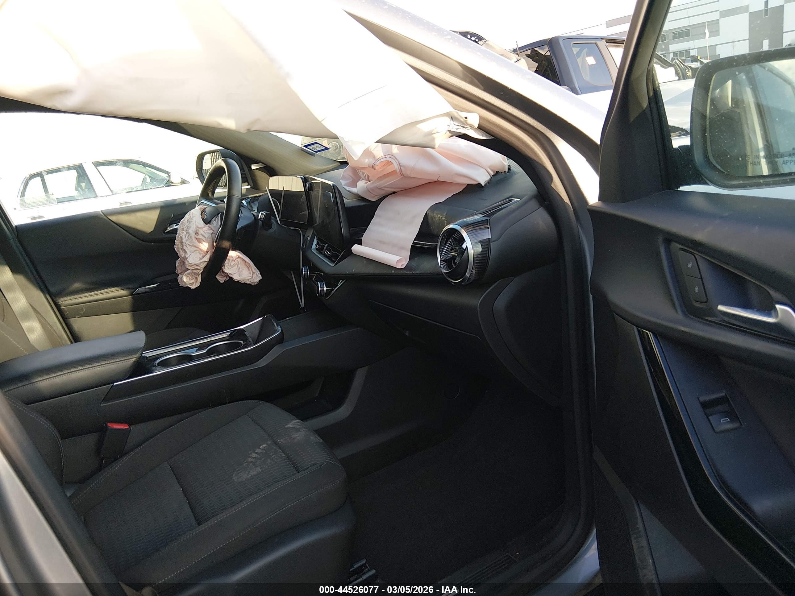 CHEVROLET EQUINOX image 5