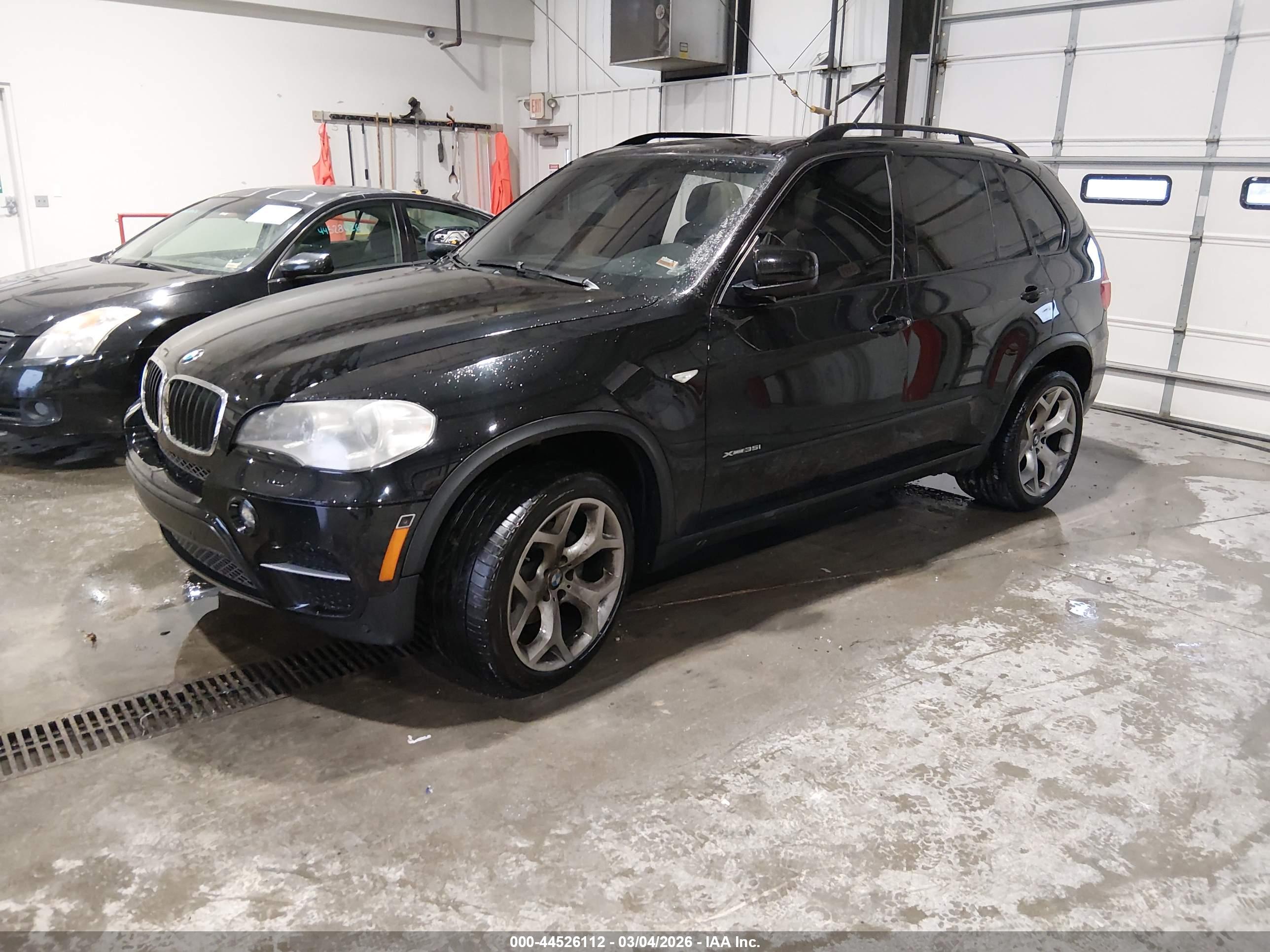 BMW X5 image 2