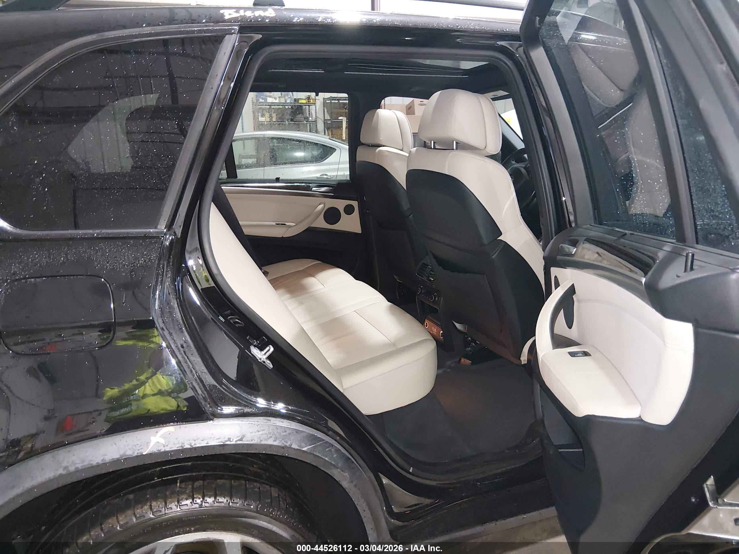 BMW X5 image 8