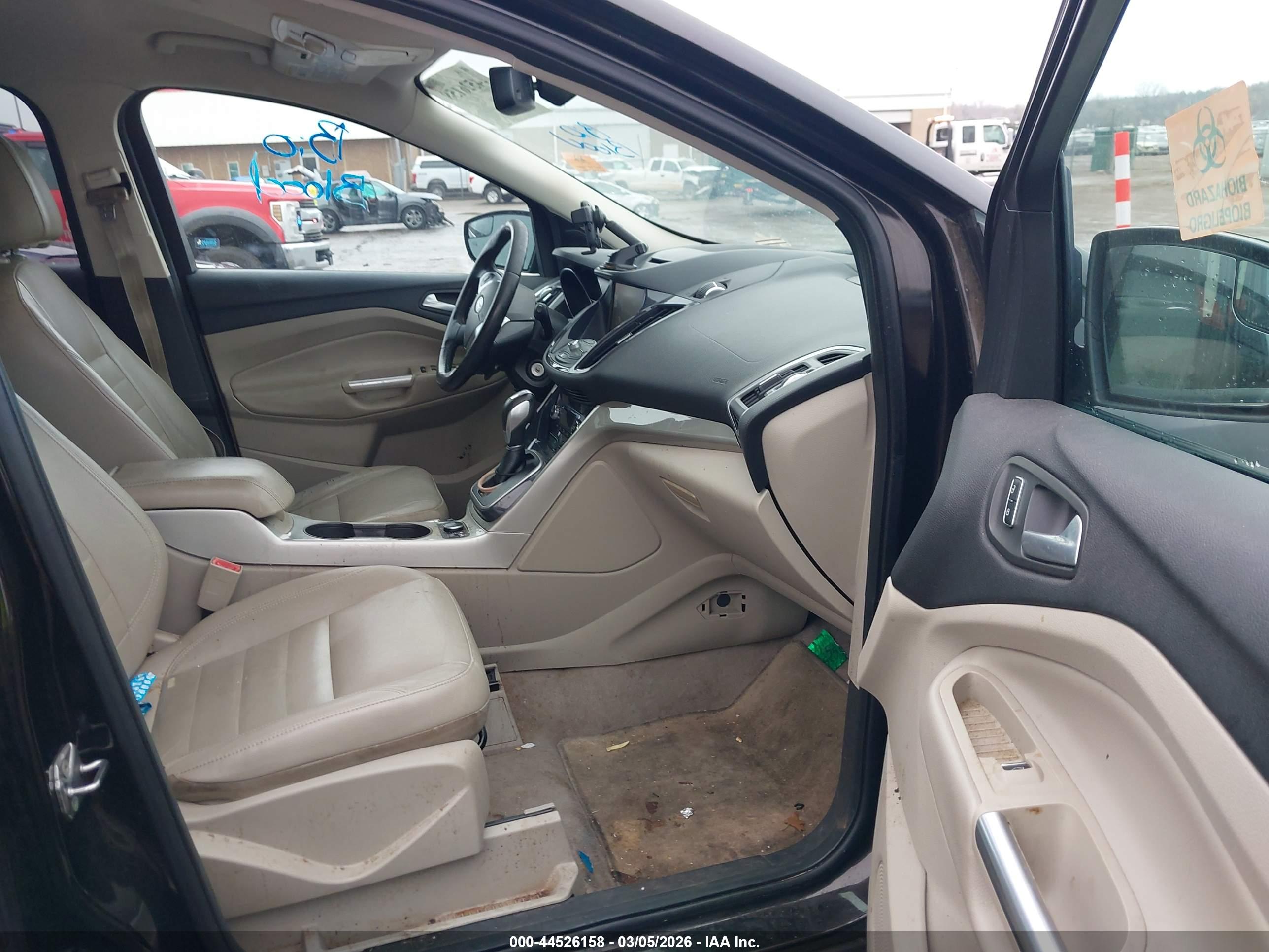 FORD ESCAPE image 5