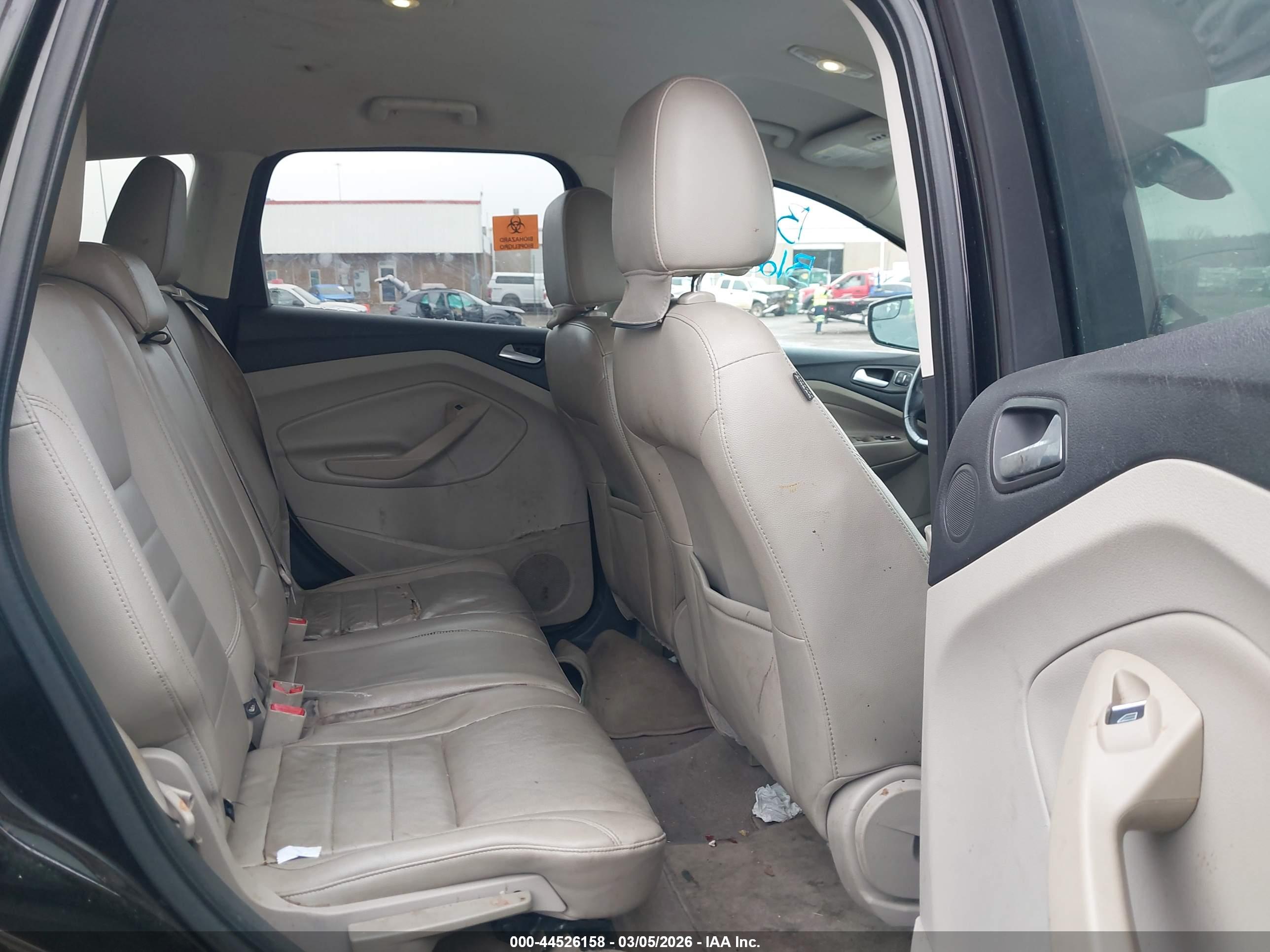 FORD ESCAPE image 8