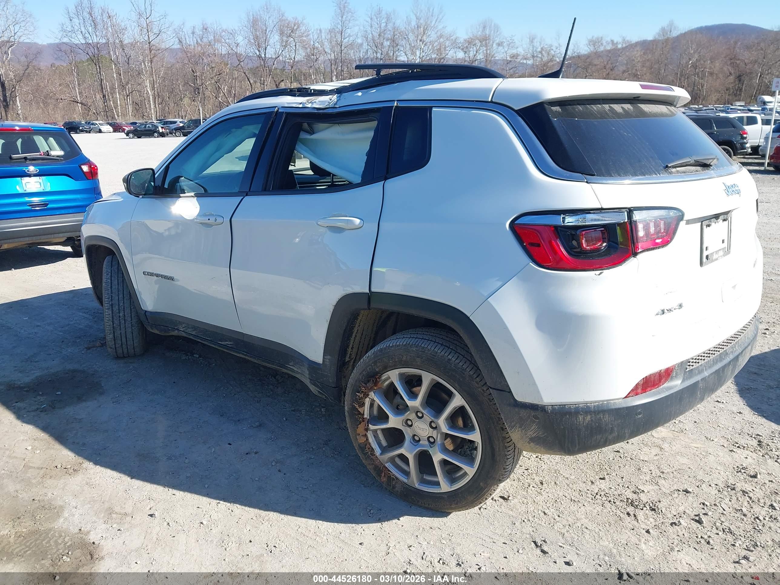 JEEP COMPASS image 3