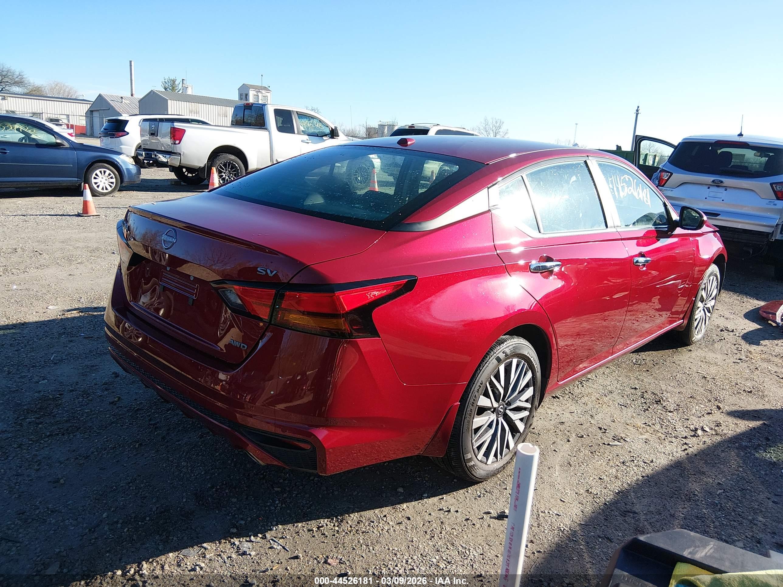 NISSAN ALTIMA image 4