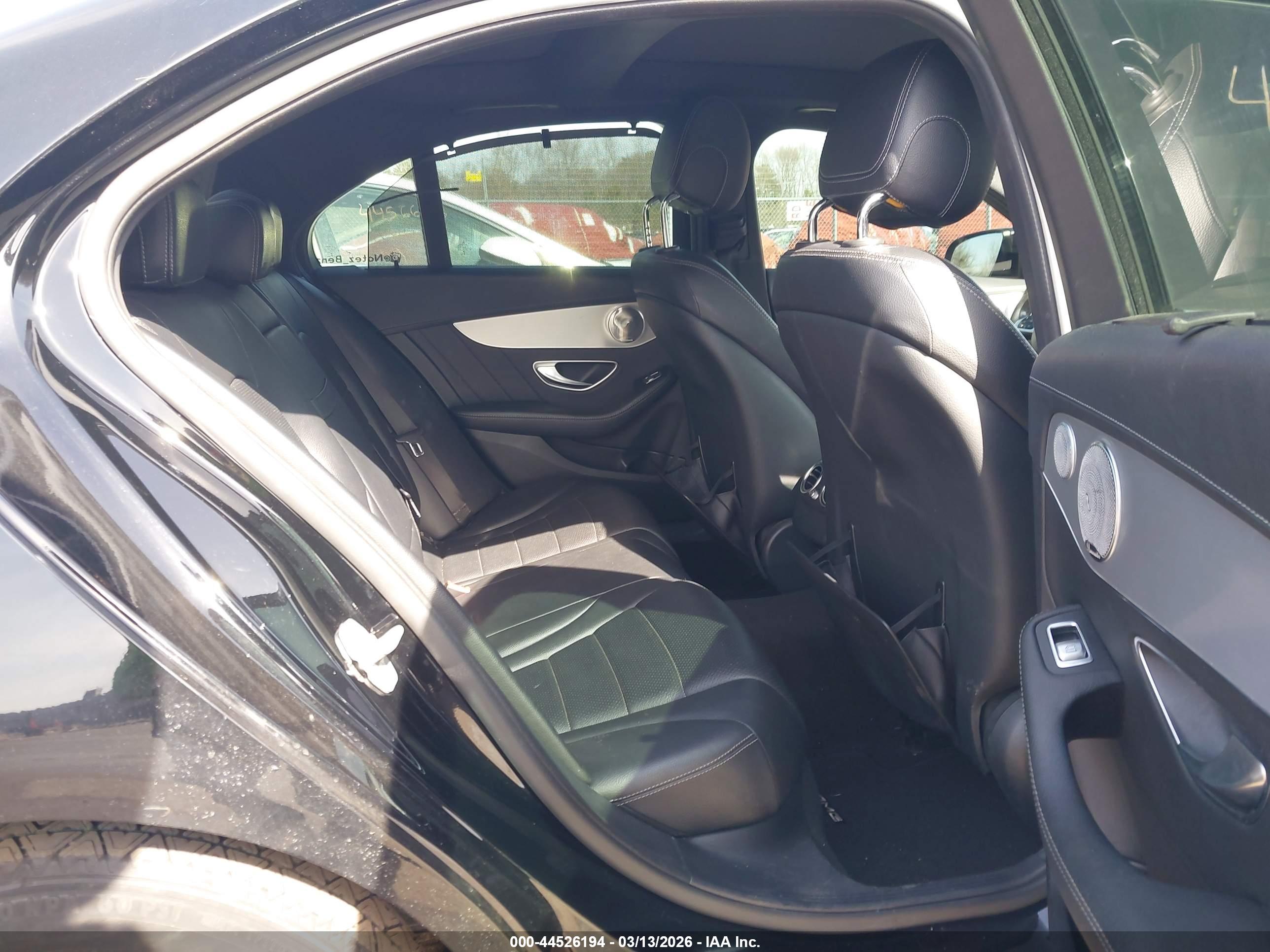 MERCEDES-BENZ C image 8