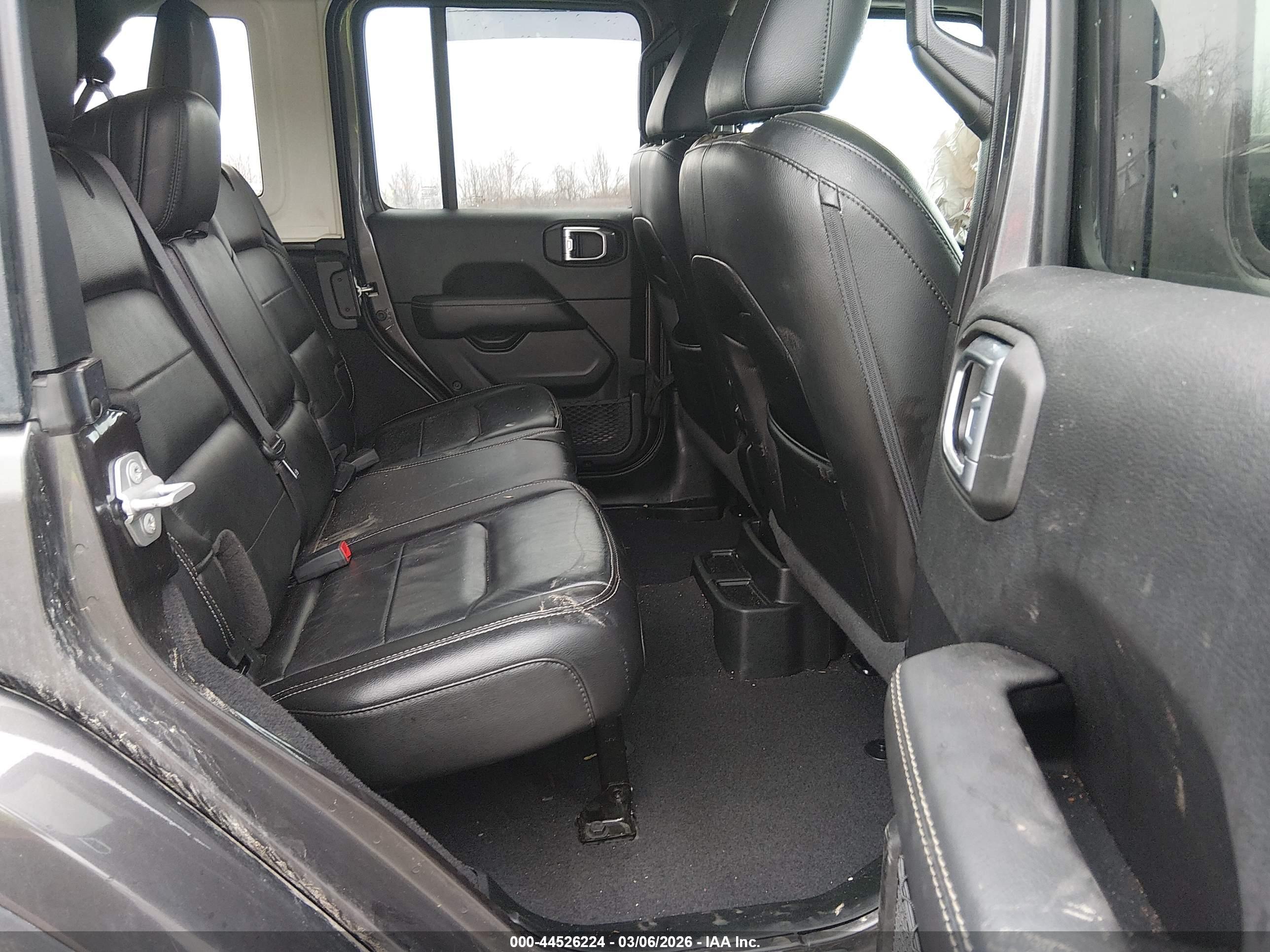 JEEP WRANGLER image 8