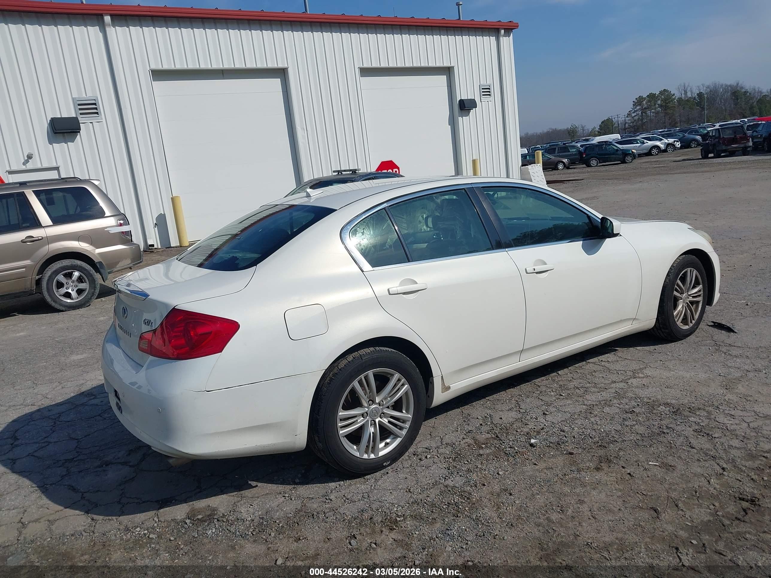INFINITI G37X image 4