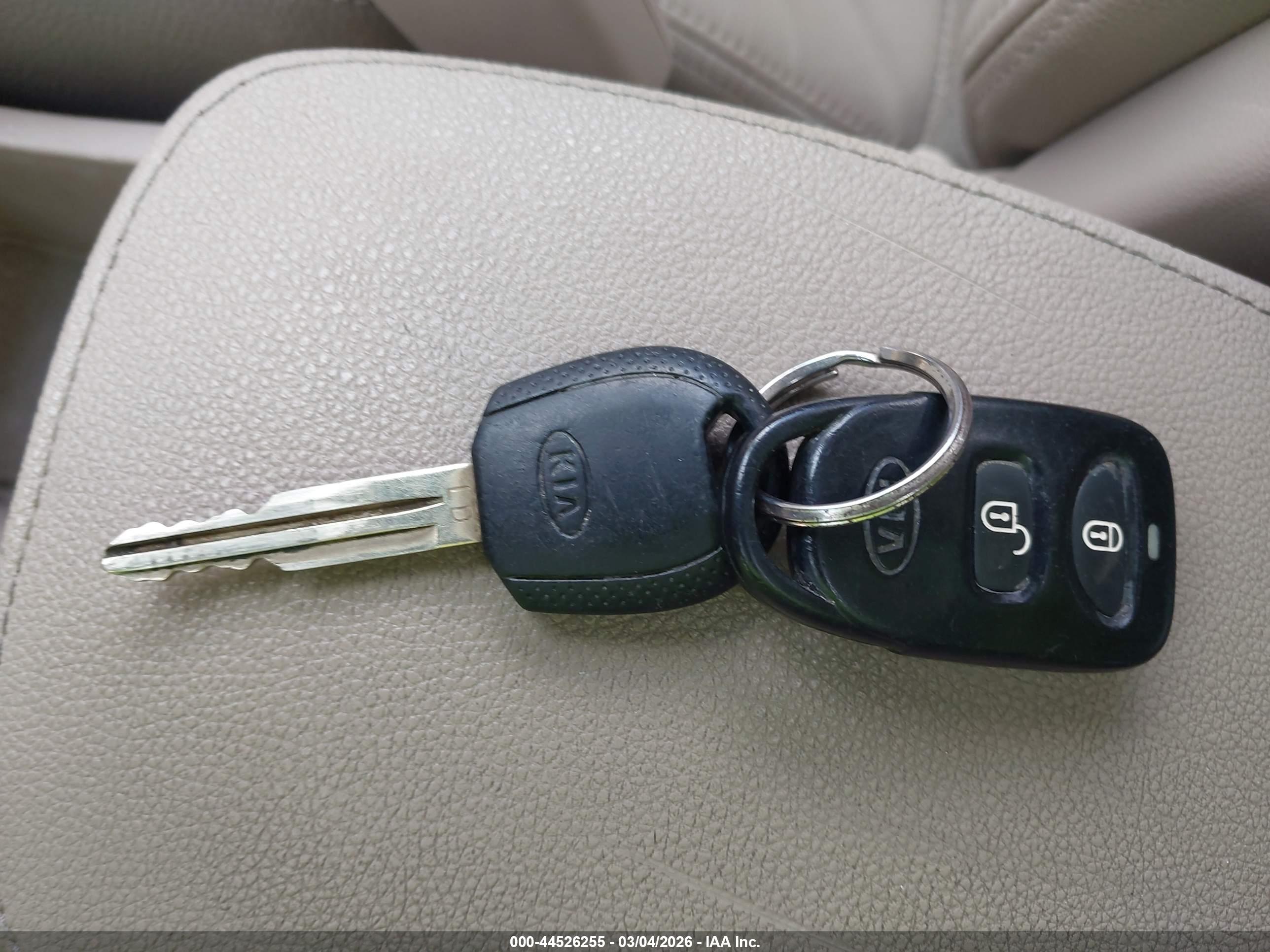 KIA SPORTAGE image 11
