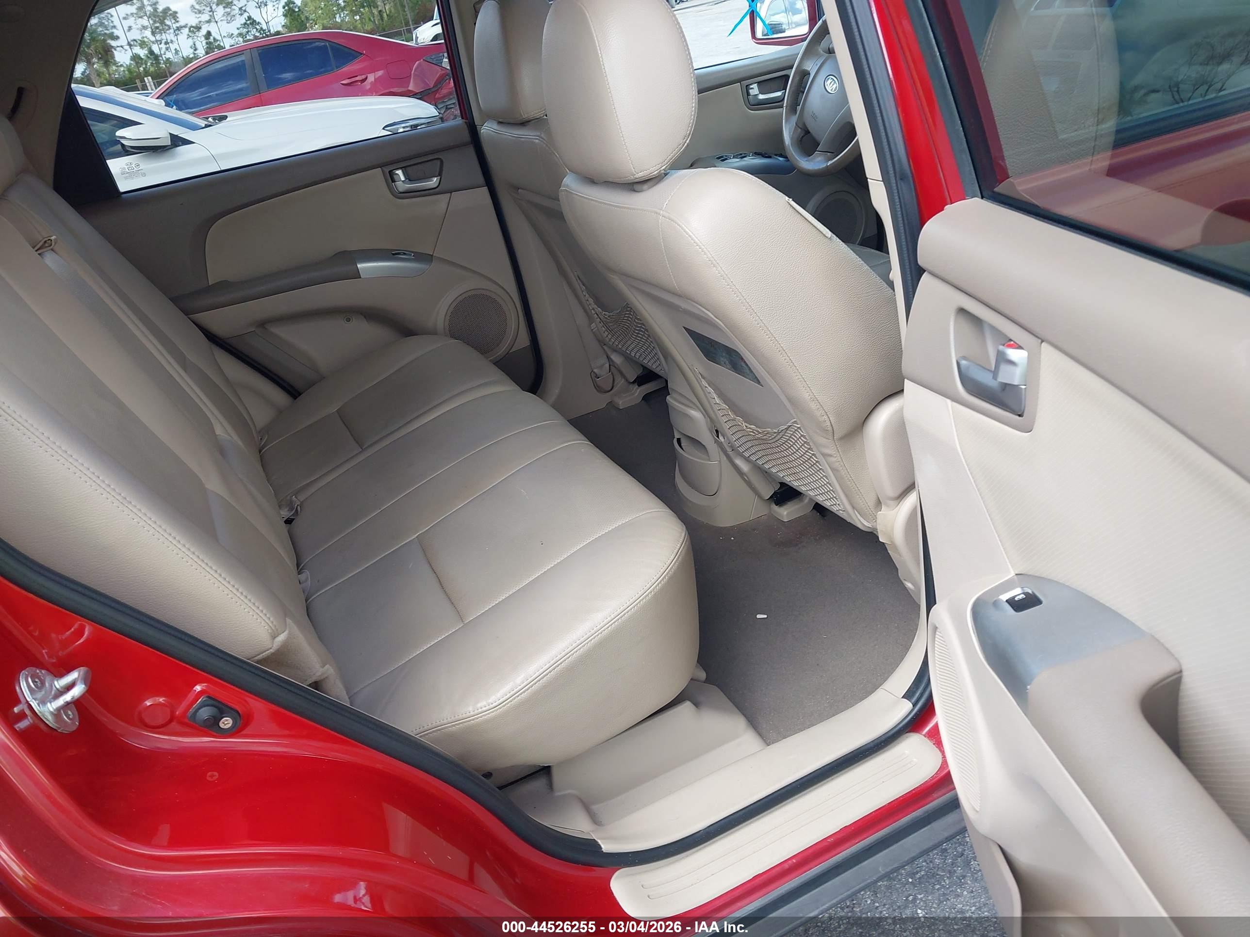 KIA SPORTAGE image 8