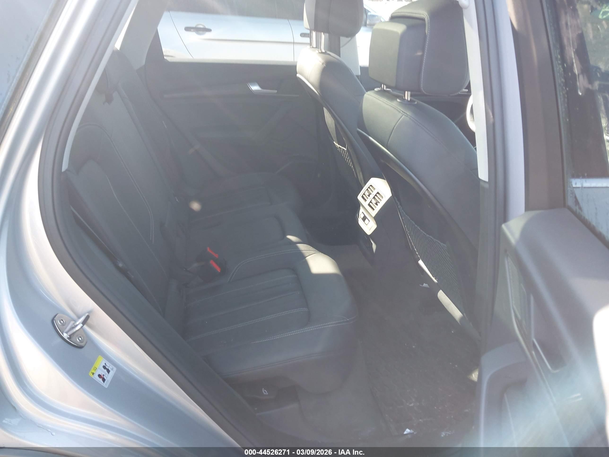 AUDI Q5 image 8