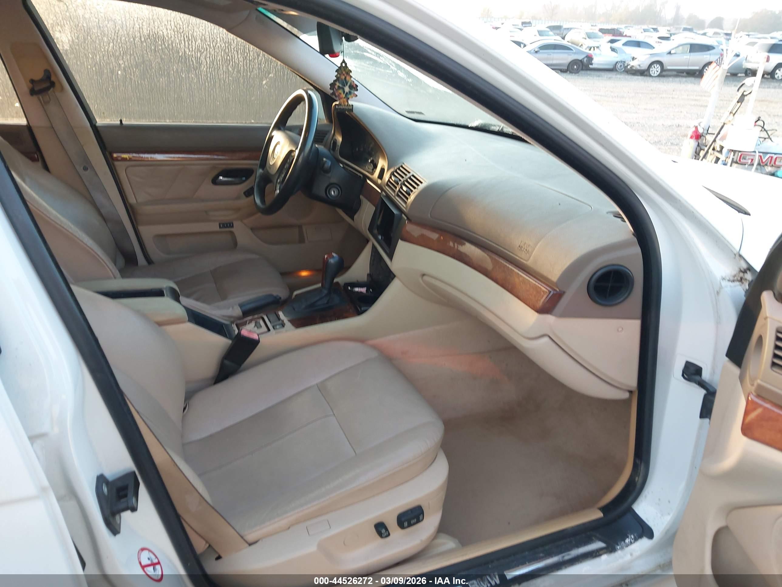 BMW 530IA image 5