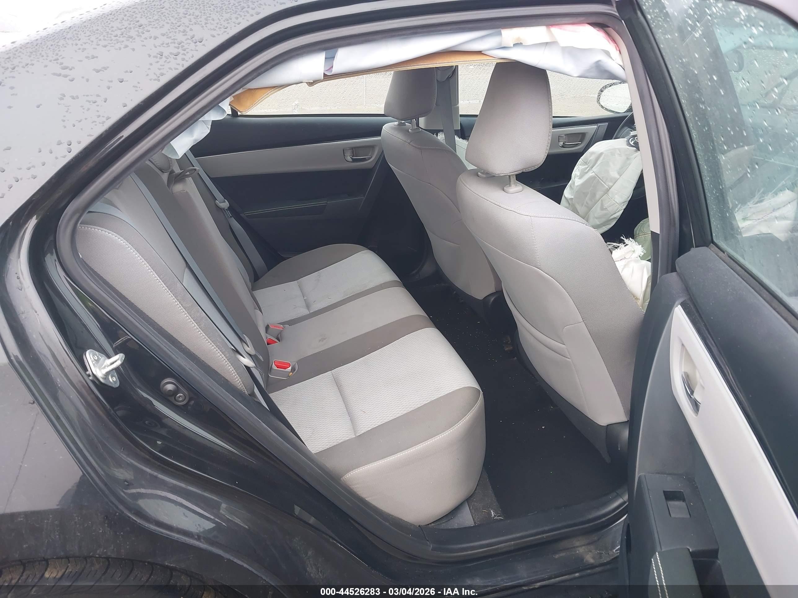 TOYOTA COROLLA image 8
