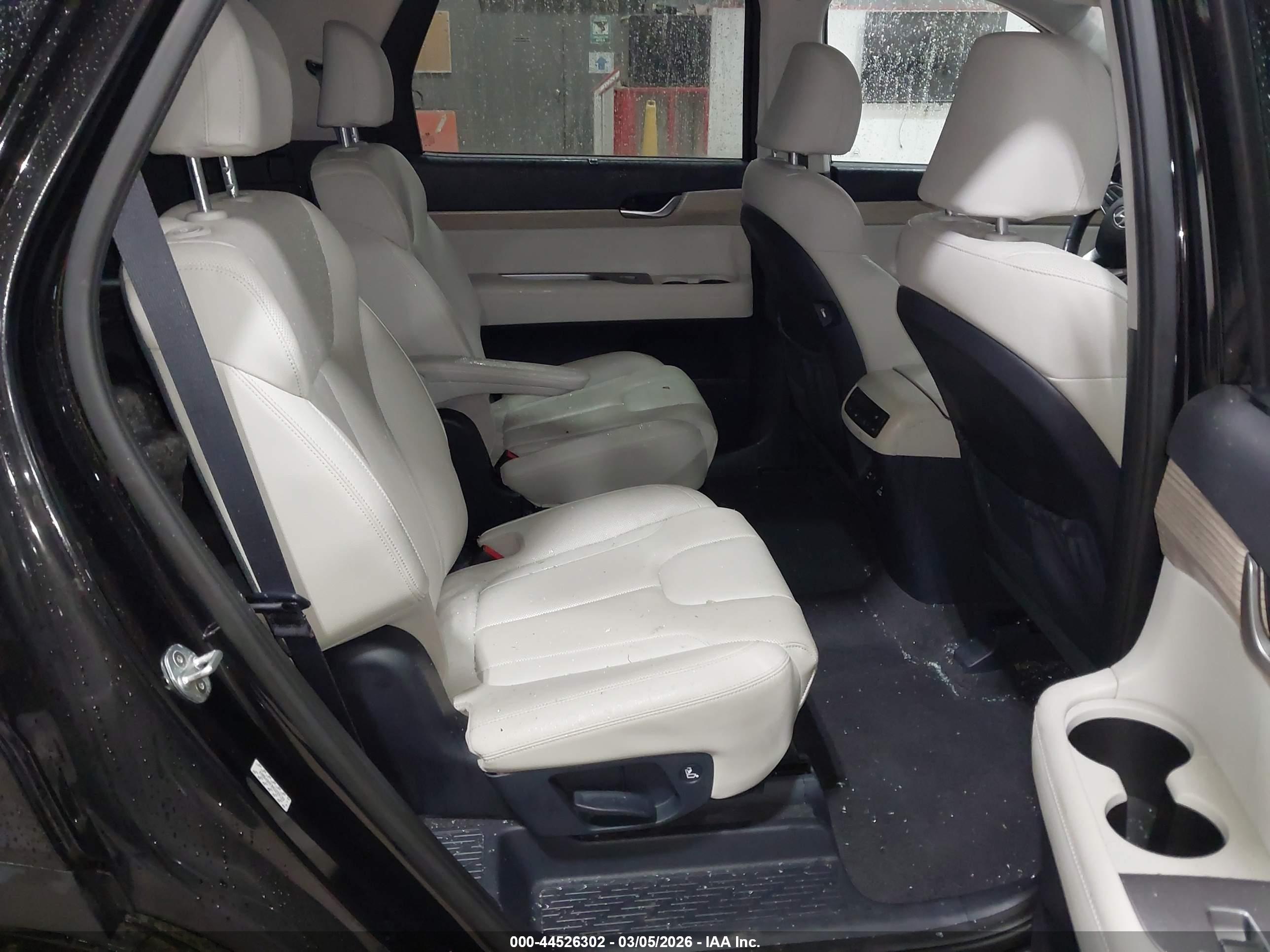 HYUNDAI PALISADE image 8