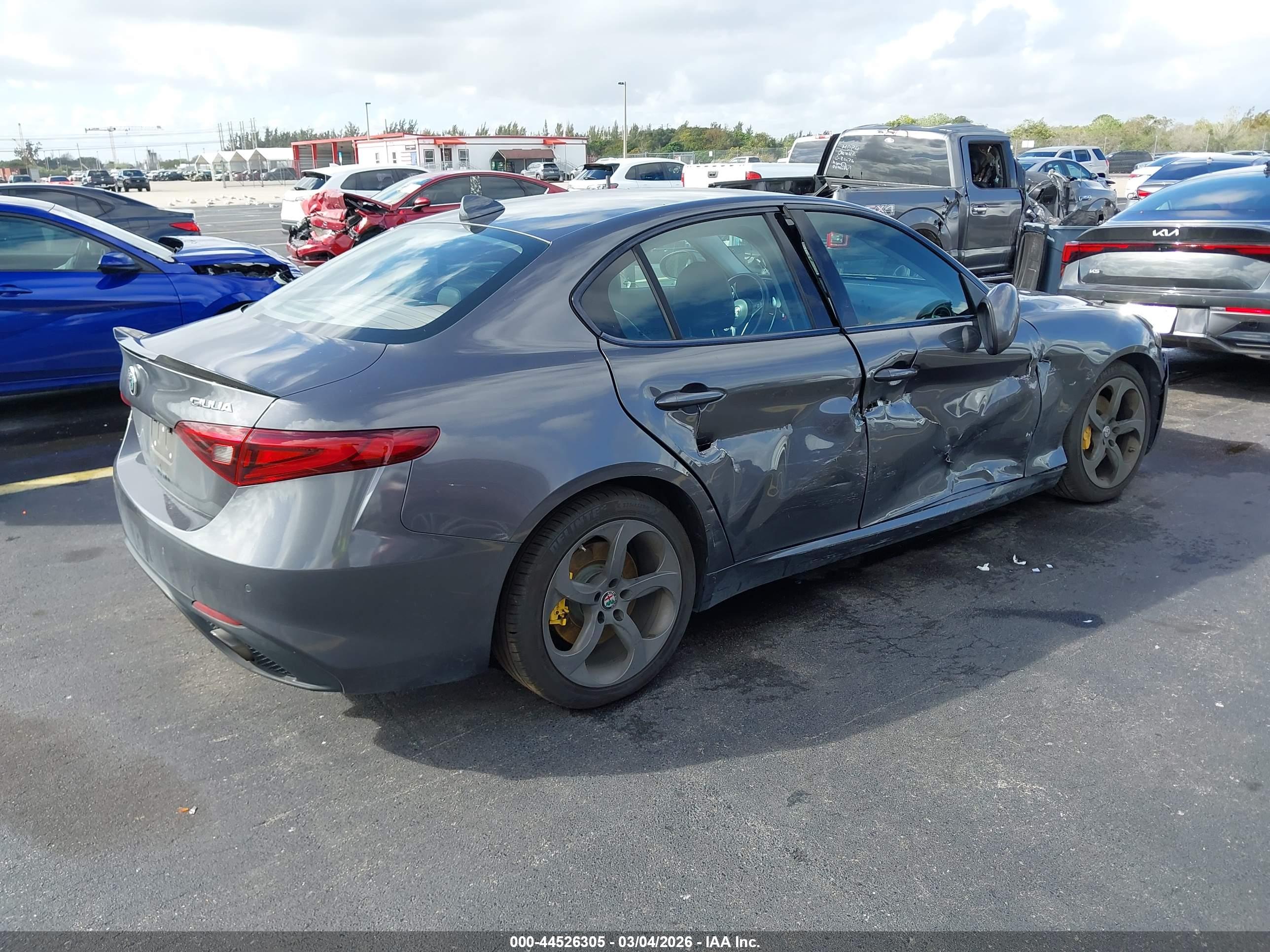 ALFA ROMEO image 4