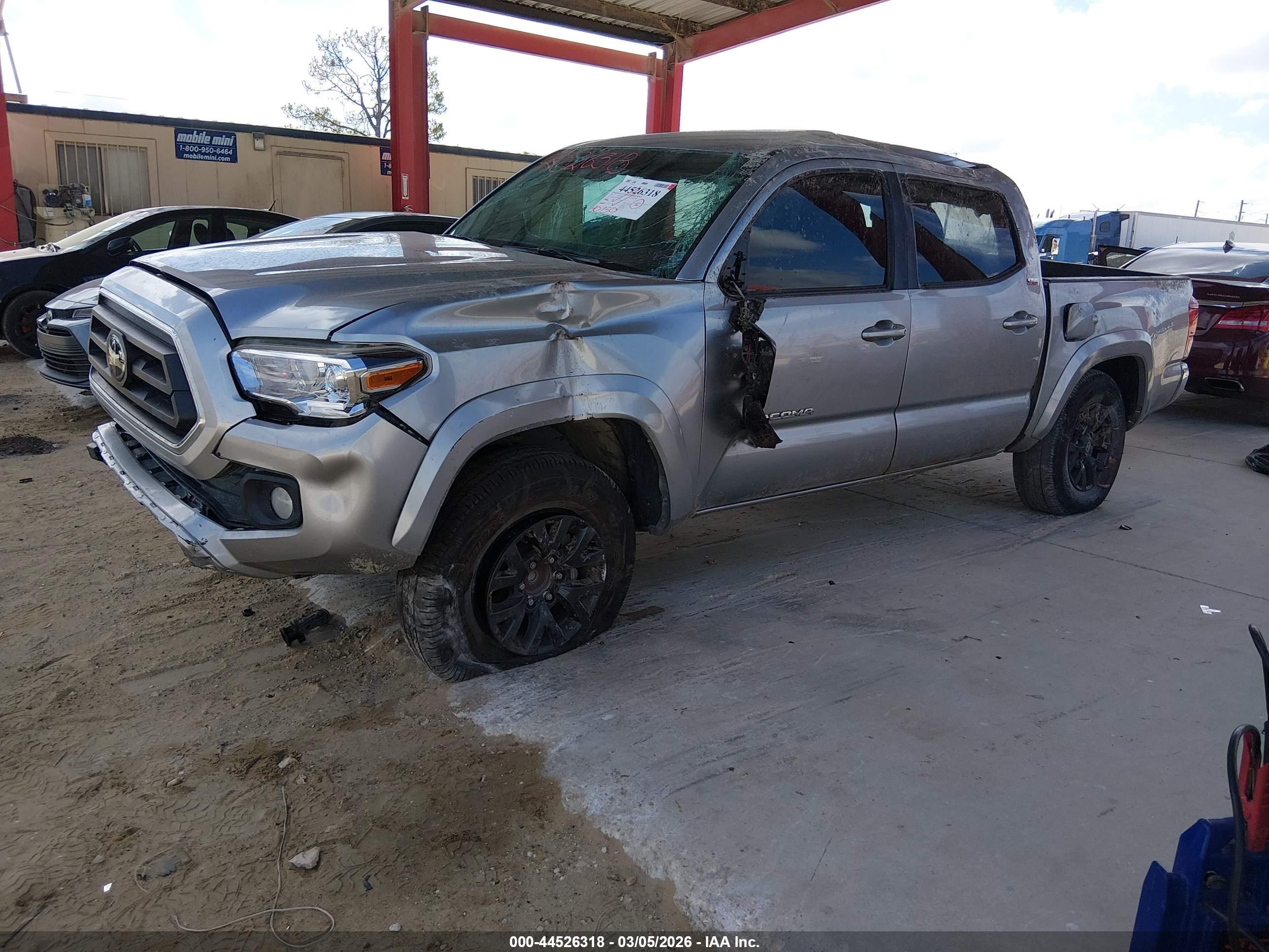 TOYOTA TACOMA image 2
