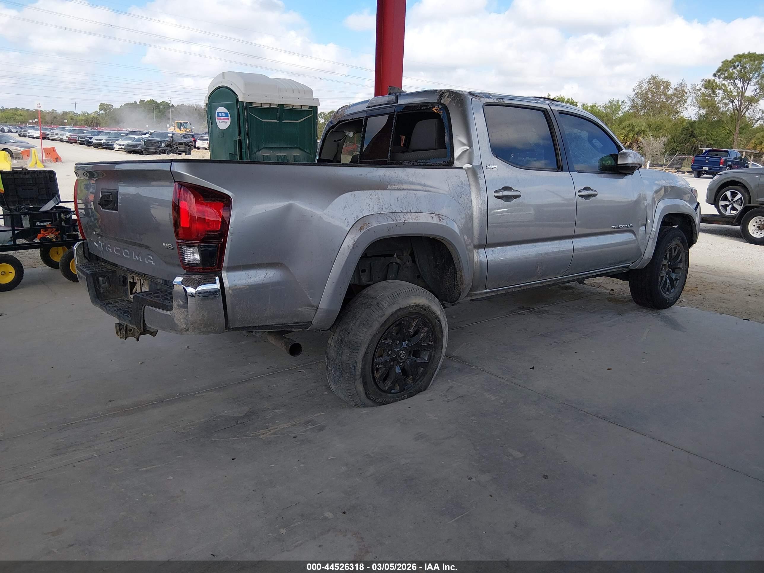 TOYOTA TACOMA image 4