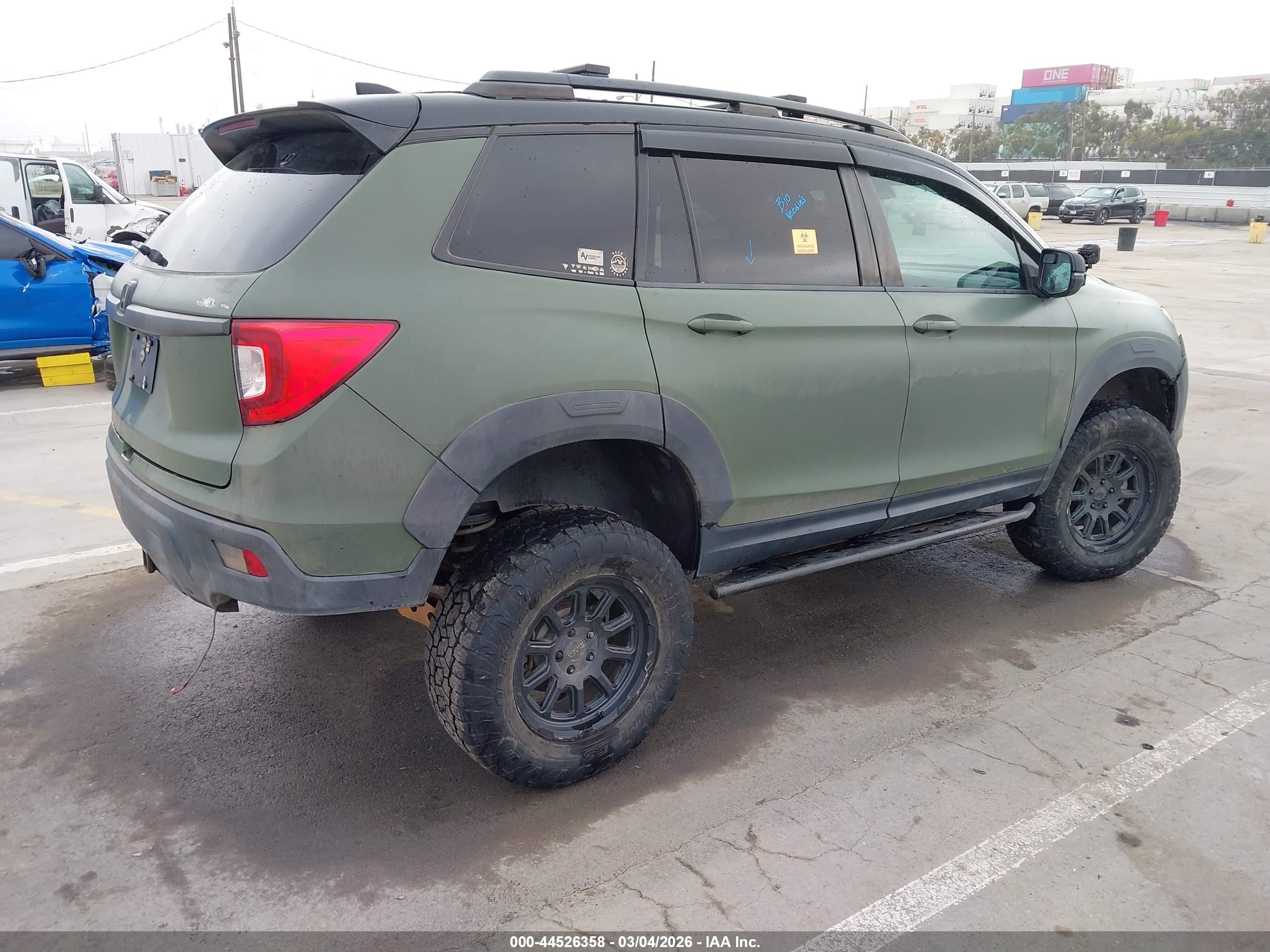 HONDA PASSPORT image 4