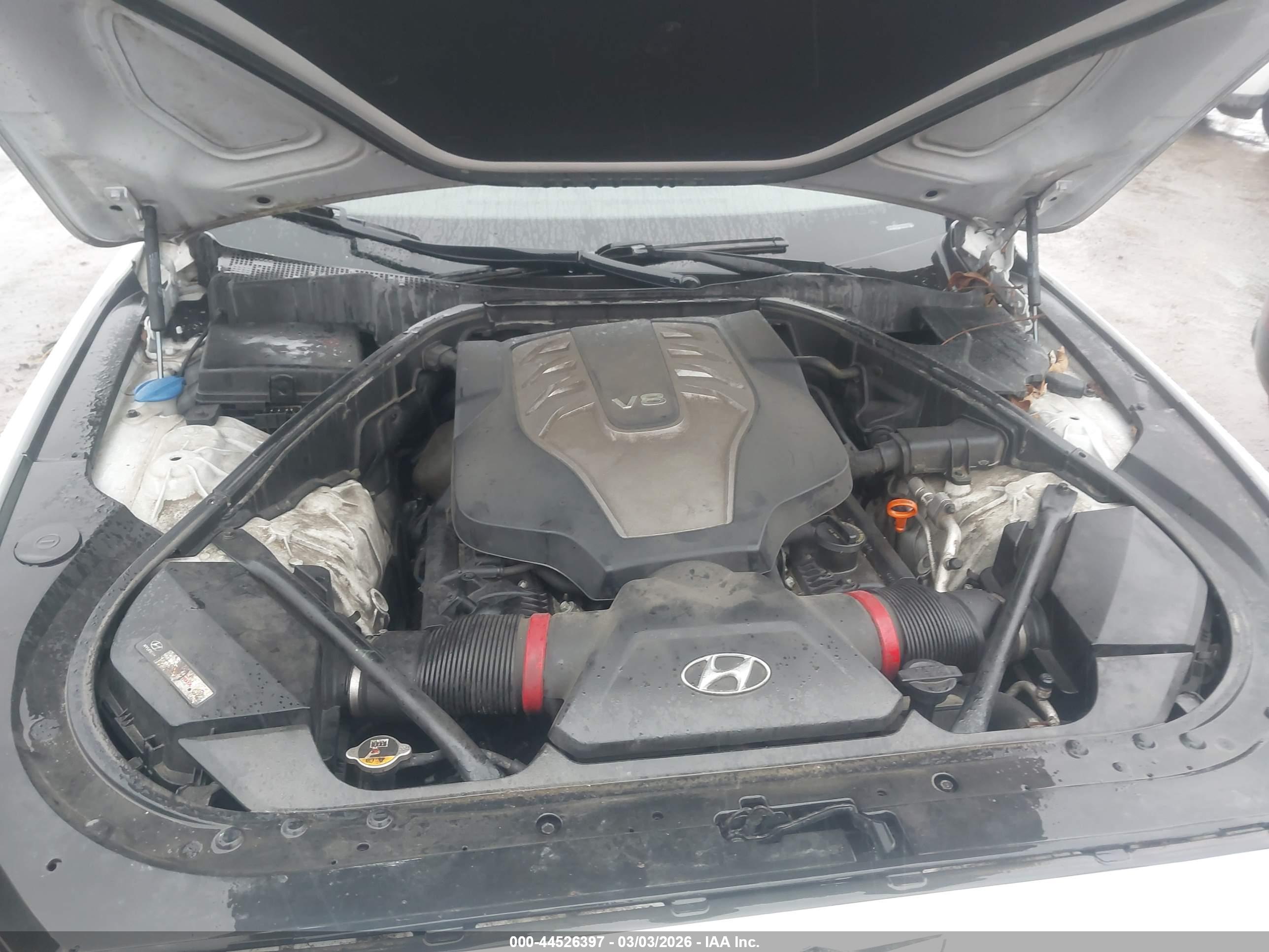 HYUNDAI GENESIS image 10