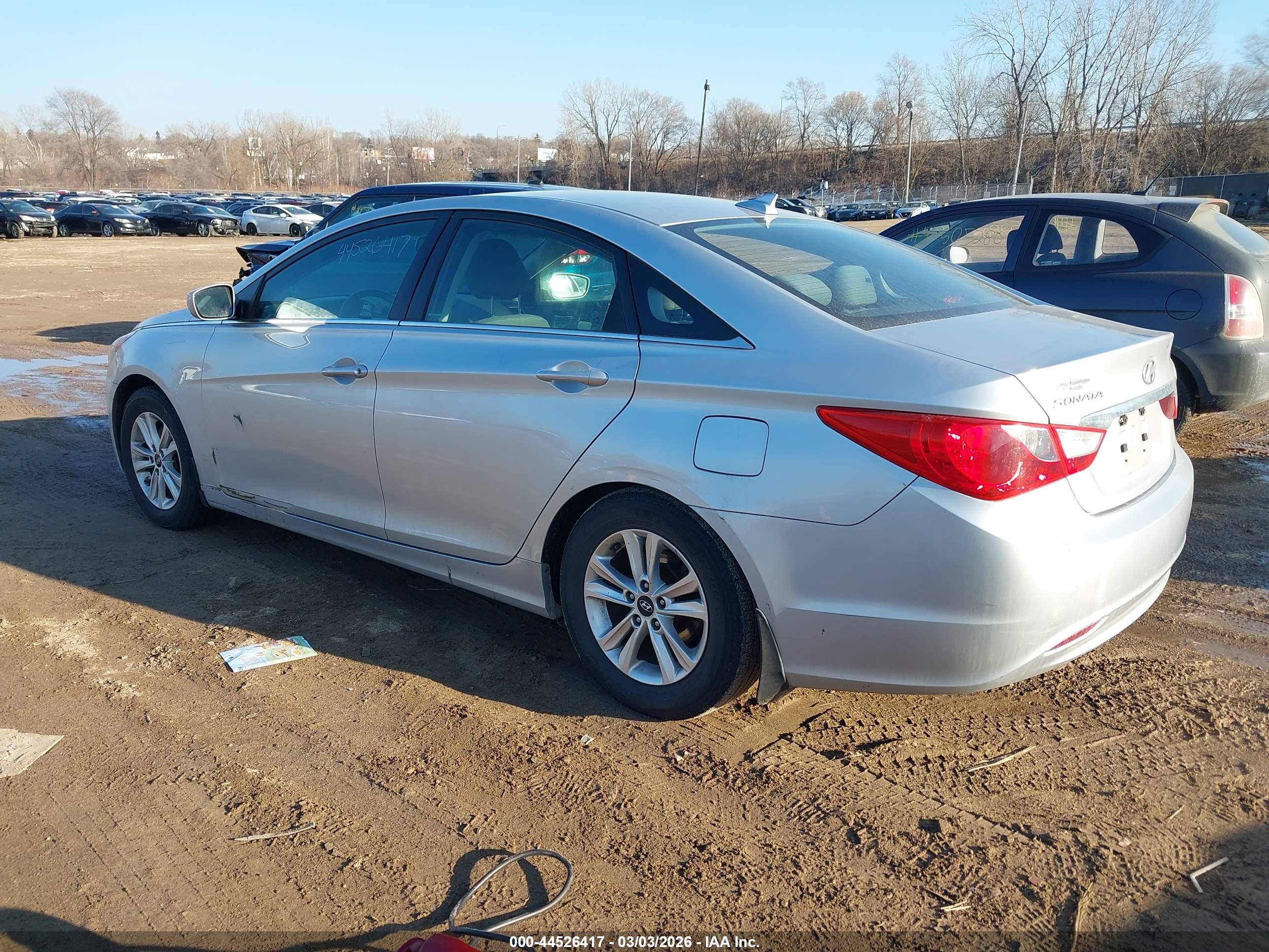 HYUNDAI SONATA image 3