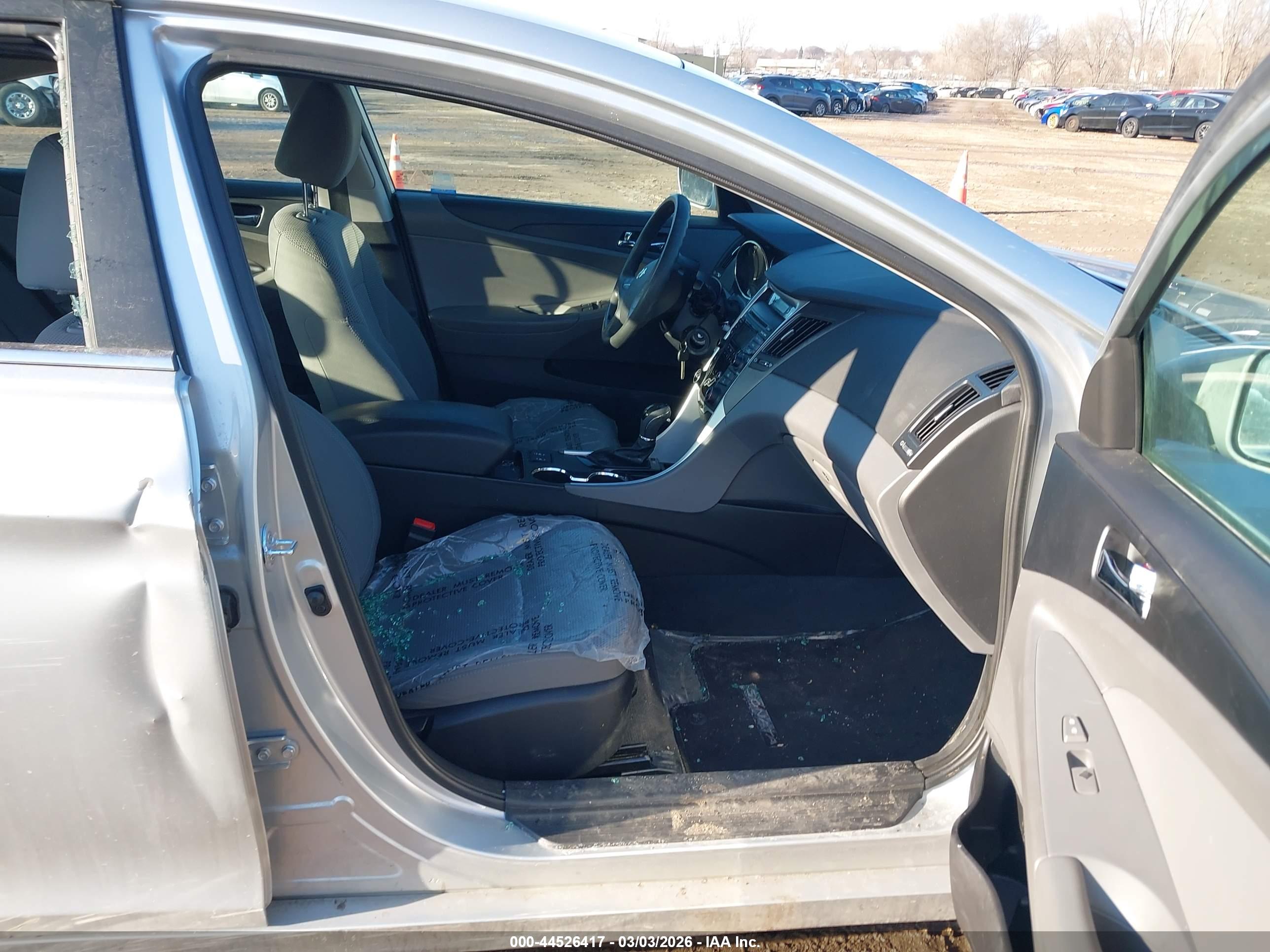 HYUNDAI SONATA image 5