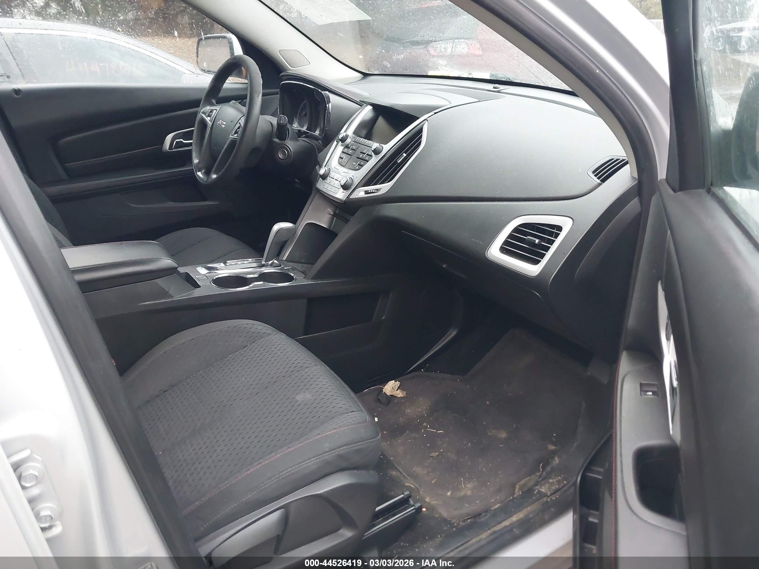 GMC TERRAIN image 5