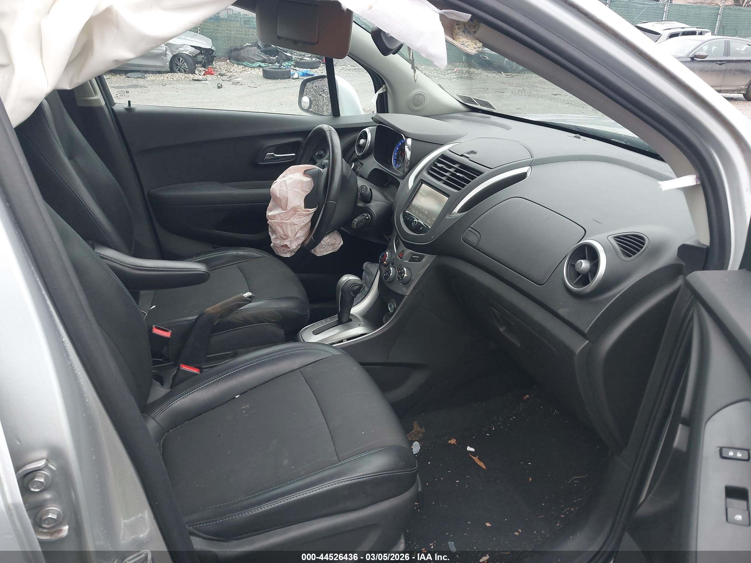 CHEVROLET TRAX image 5